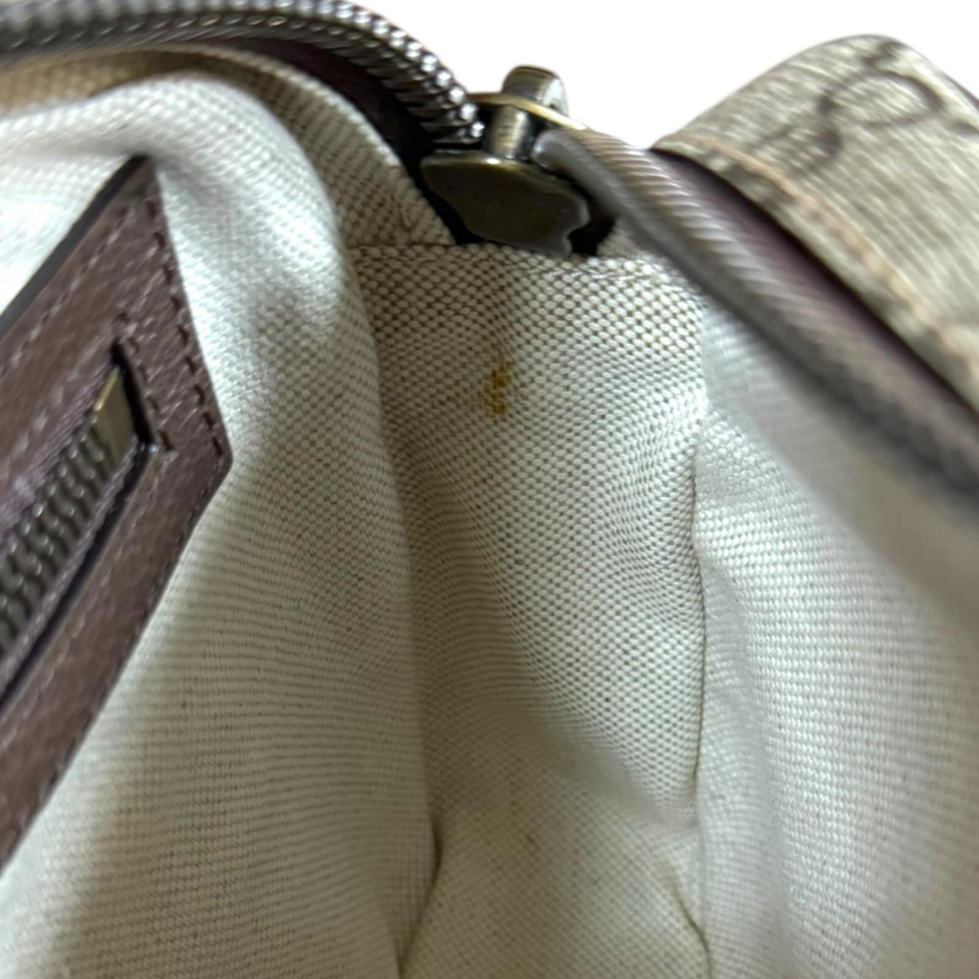 Gucci Beige Gg Supreme Sling Bag (Pre-Owned)