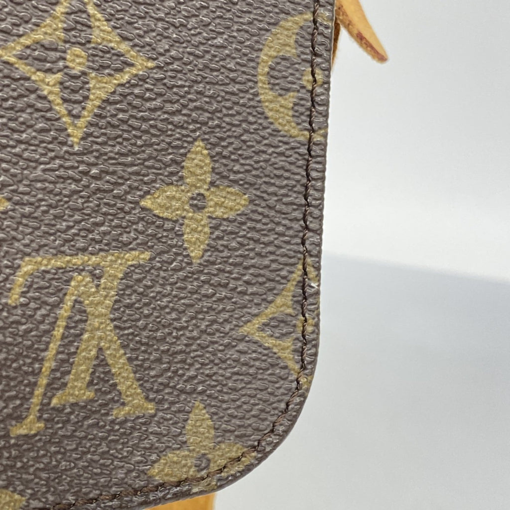 Louis Vuitton Brown Shoulder Bag (Pre-Owned)