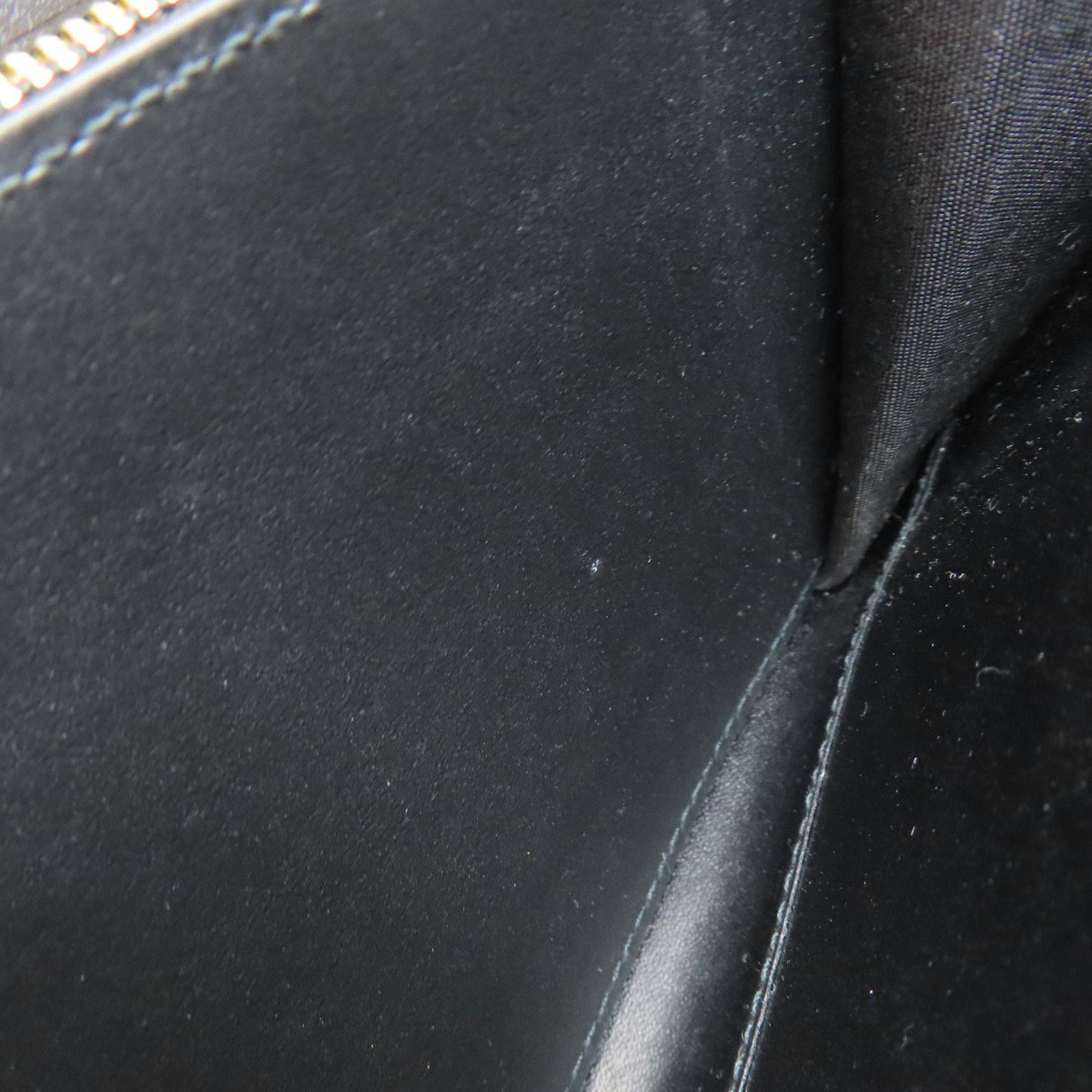 Salvatore Ferragamo Black Leather Long Wallet (Bi-Fold) (Pre-Owned)