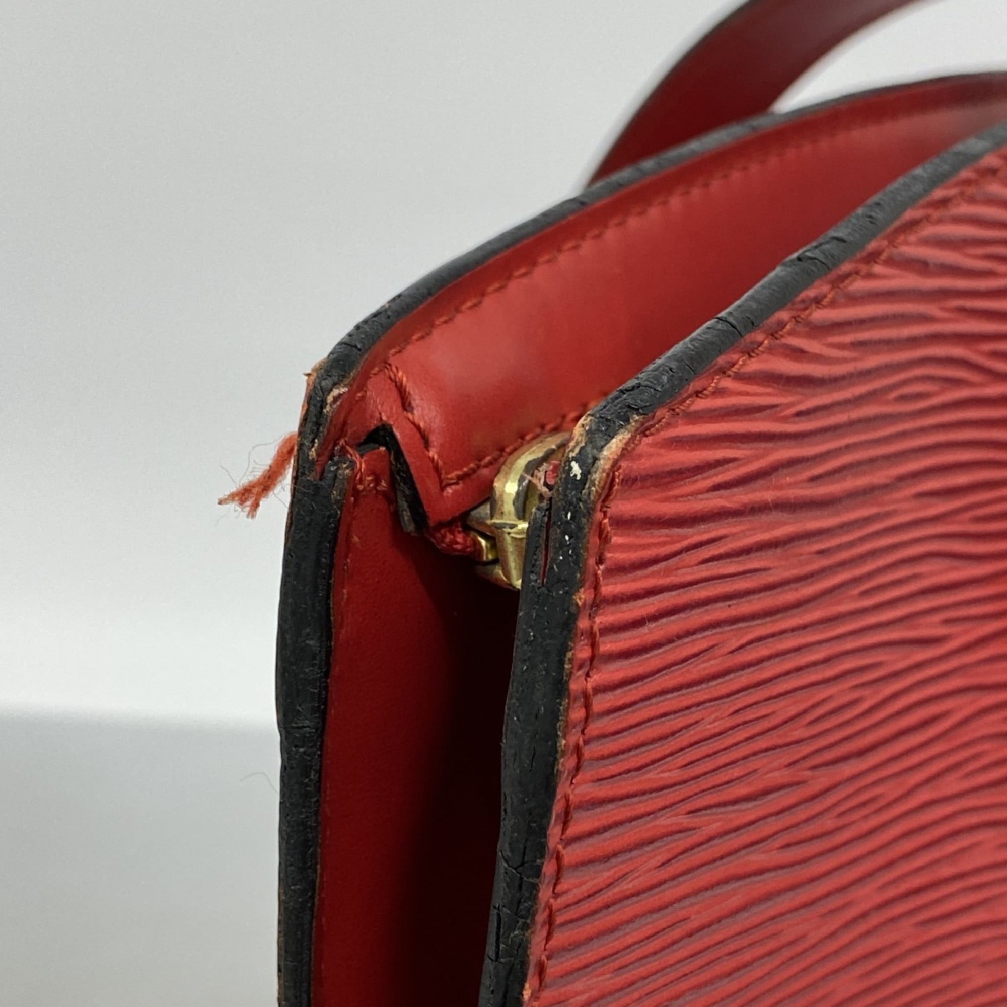 Louis Vuitton Castilian Red Shoulder Bag (Pre-Owned)