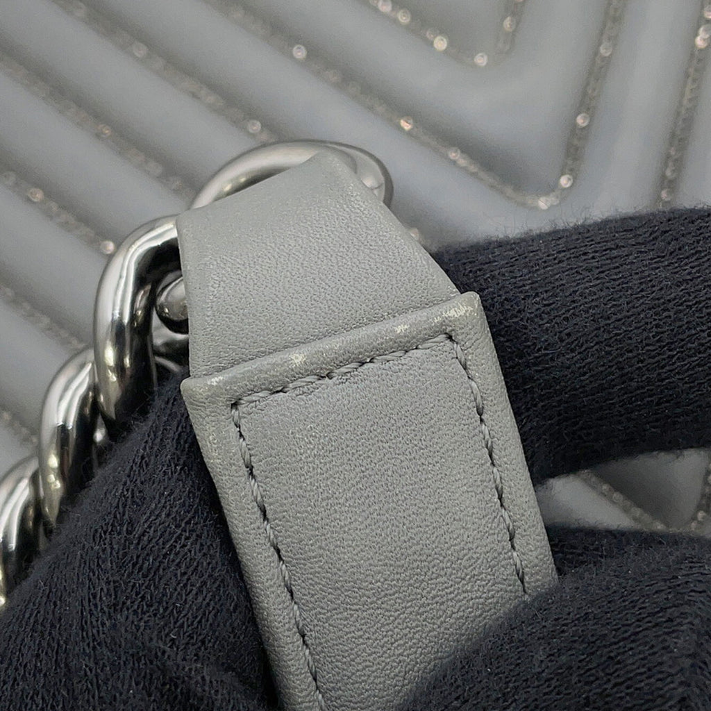 Chanel Boy Chanel Gray Beads Leather Shoulder Bag (Pre-Owned)