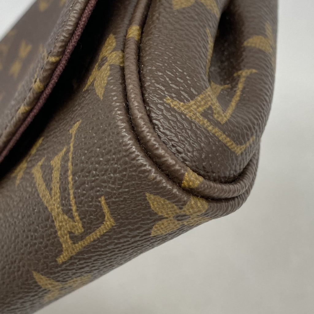 Louis Vuitton Brown Handbag (Pre-Owned)