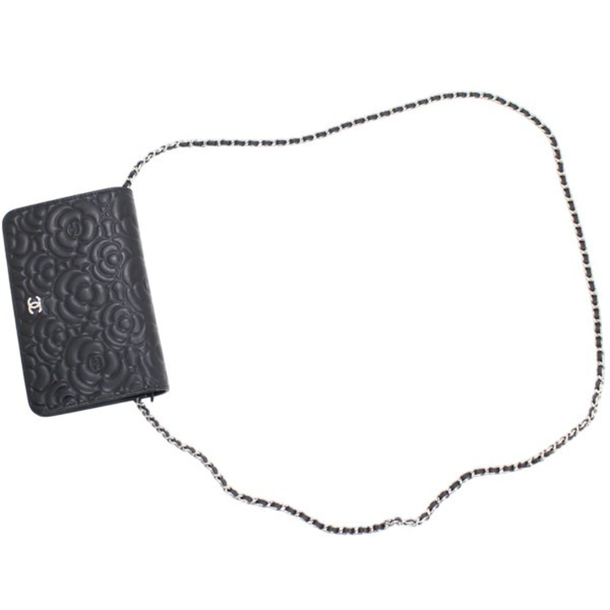 Chanel Black Leather Shoulder Bag (Pre-Owned)