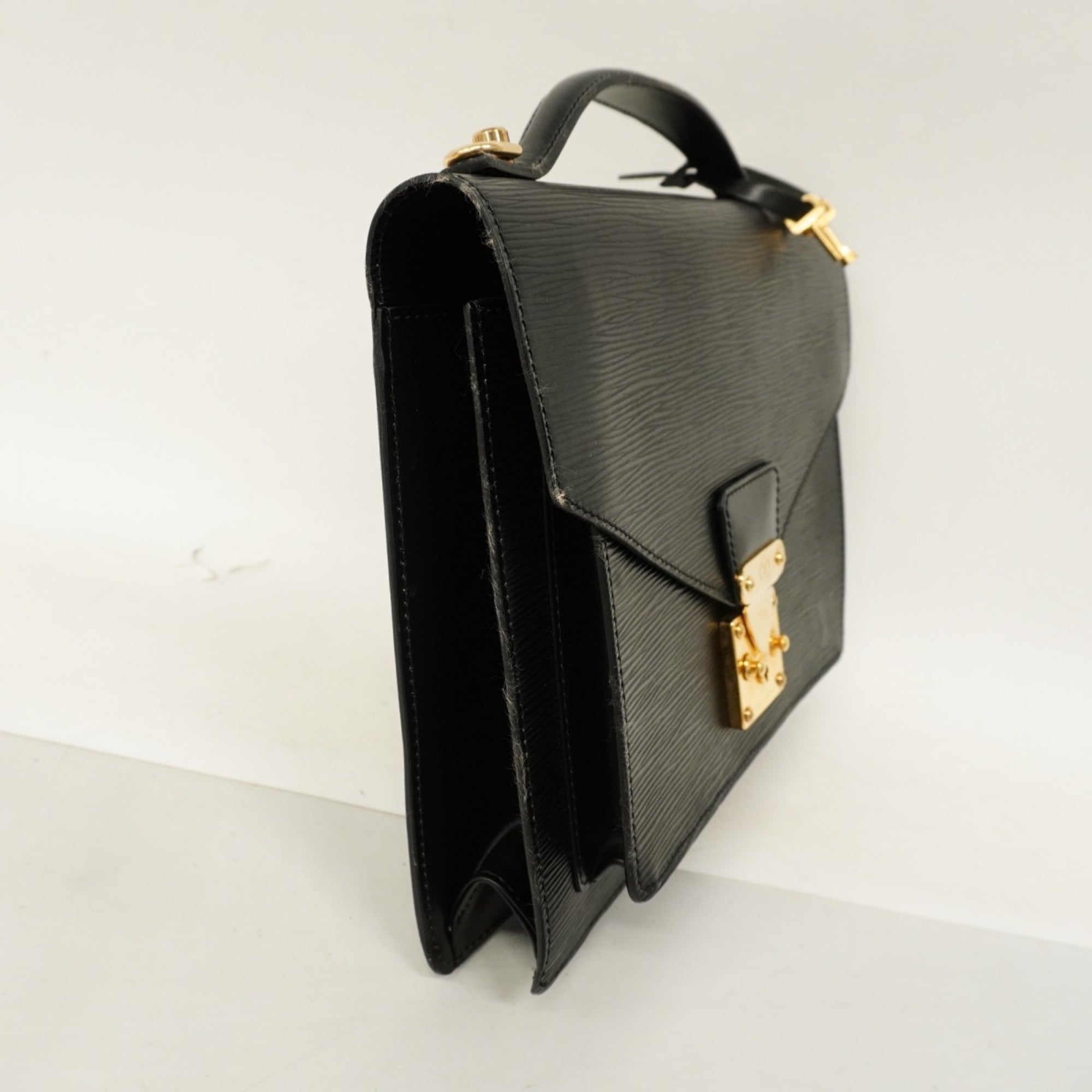 Louis Vuitton Noir Handbag (Pre-Owned)