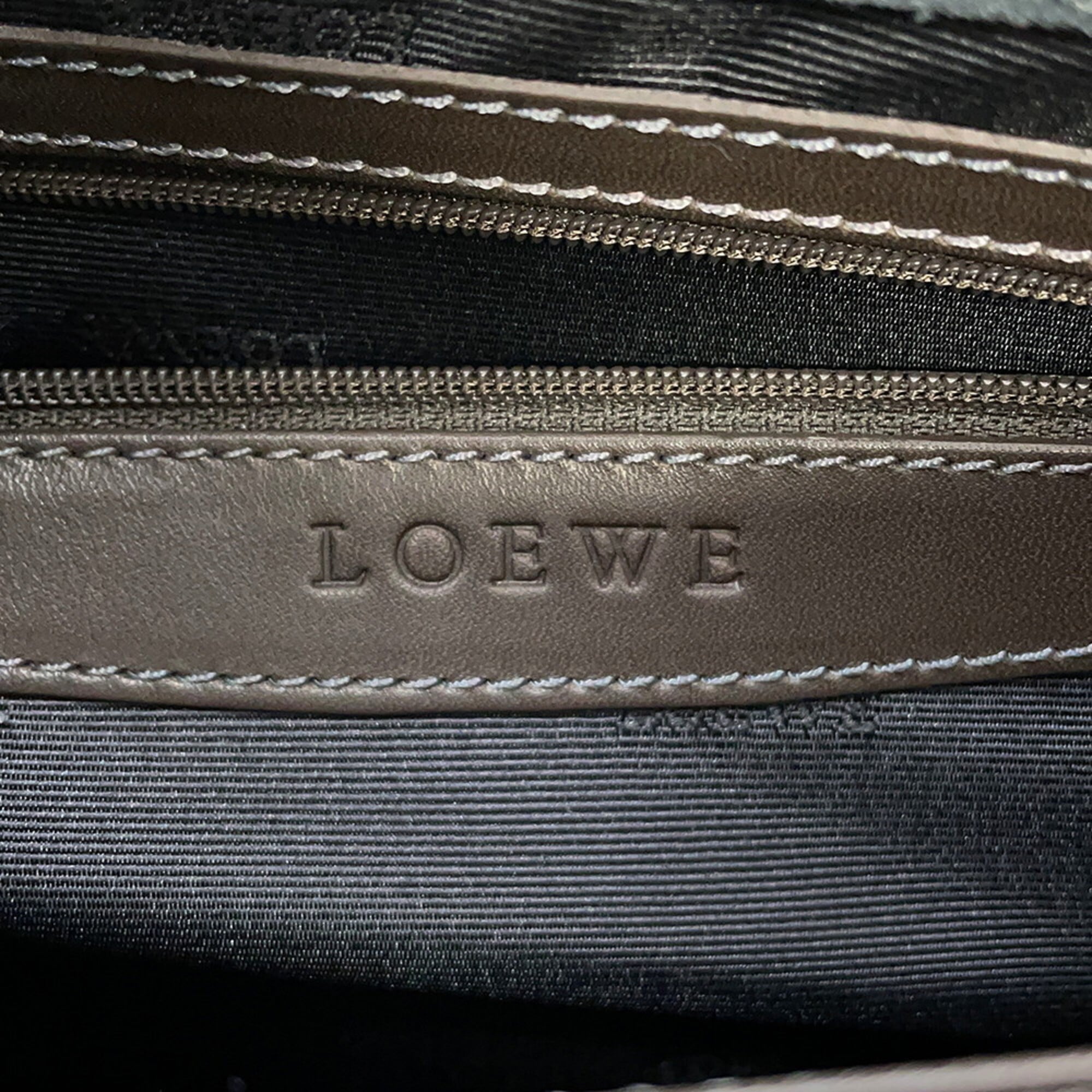Loewe Brown Suede Leather Handbag (Pre-Owned)