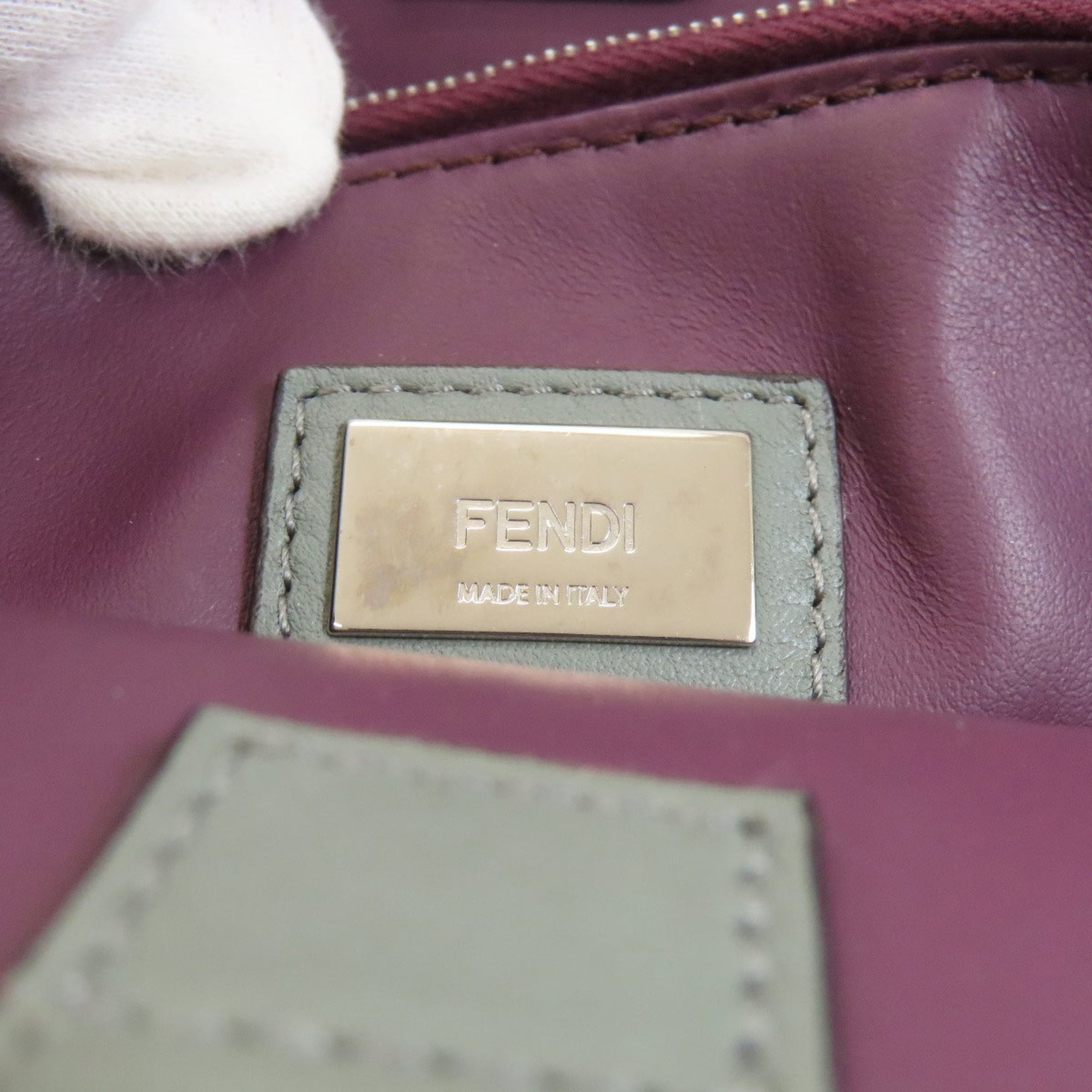 Fendi Gray Leather Handbag (Pre-Owned)