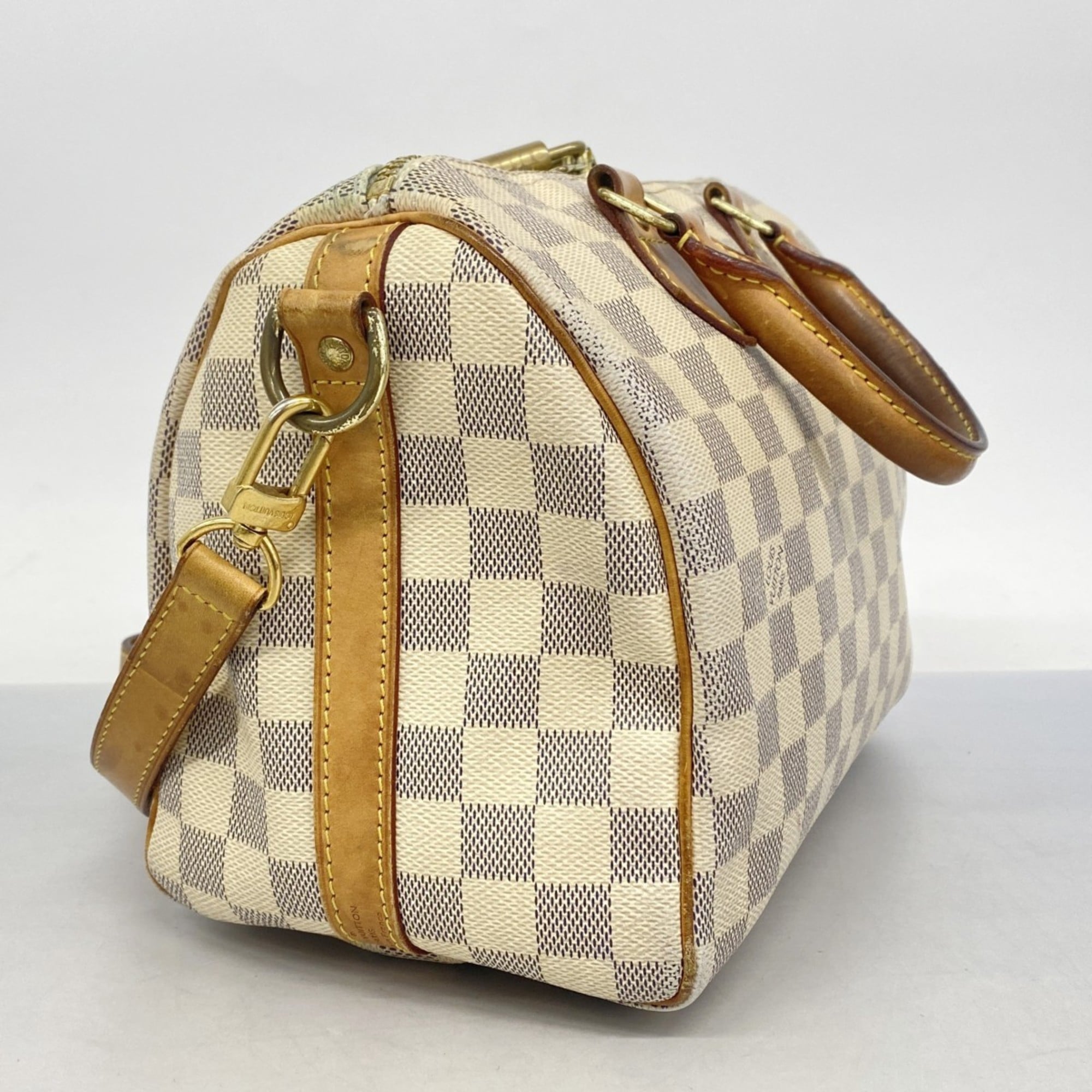 Louis Vuitton White Handbag (Pre-Owned)