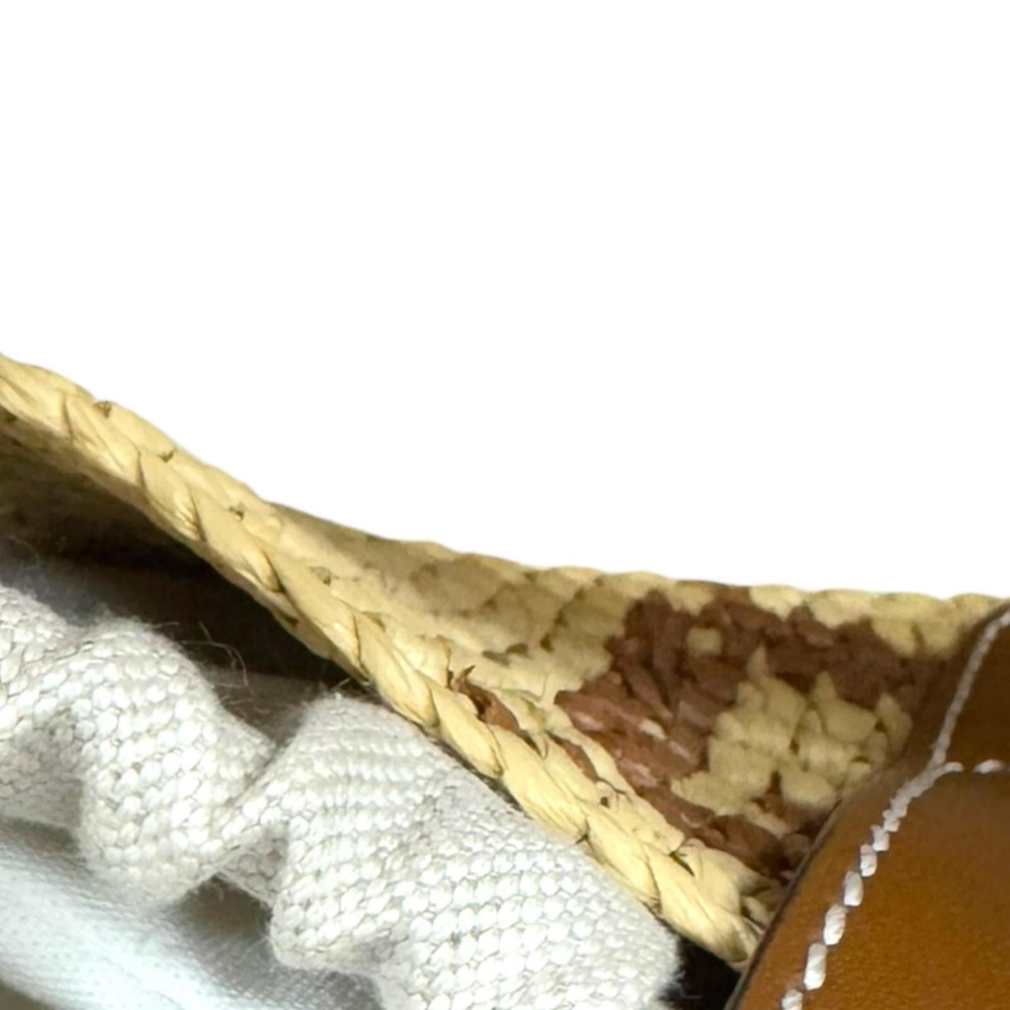 Gucci Beige Brown Fabric Raffia Shoulder Bag (Pre-Owned)