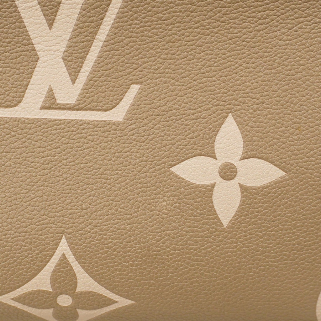 Louis Vuitton Cream Tourterelle Tote Bag (Pre-Owned)