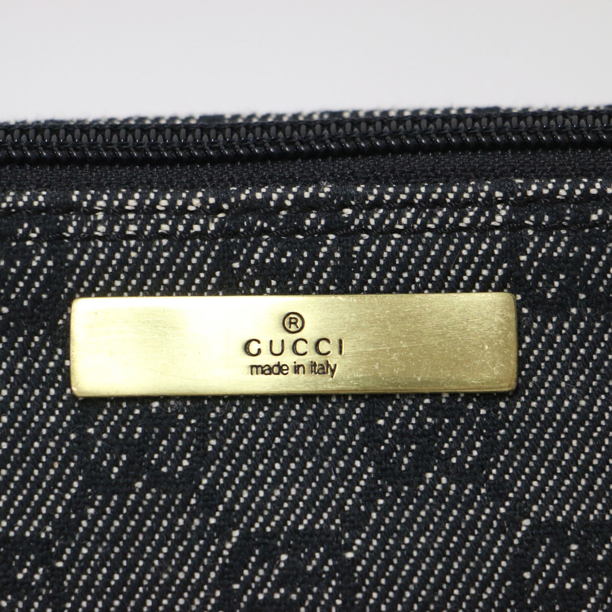 Gucci Black Gg Canvas Handbag (Pre-Owned)