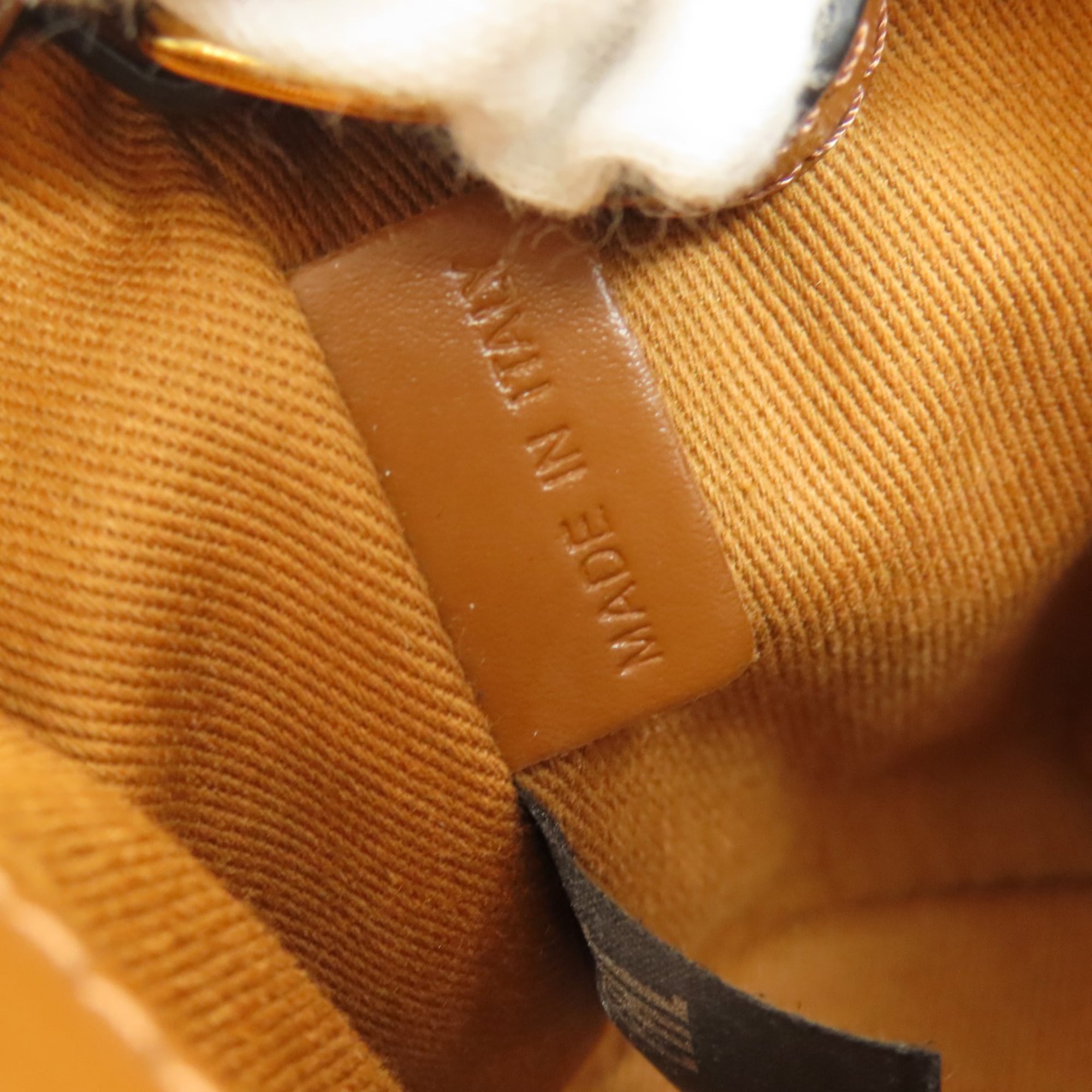 Marni Brown Leather Shoulder Bag (Pre-Owned)