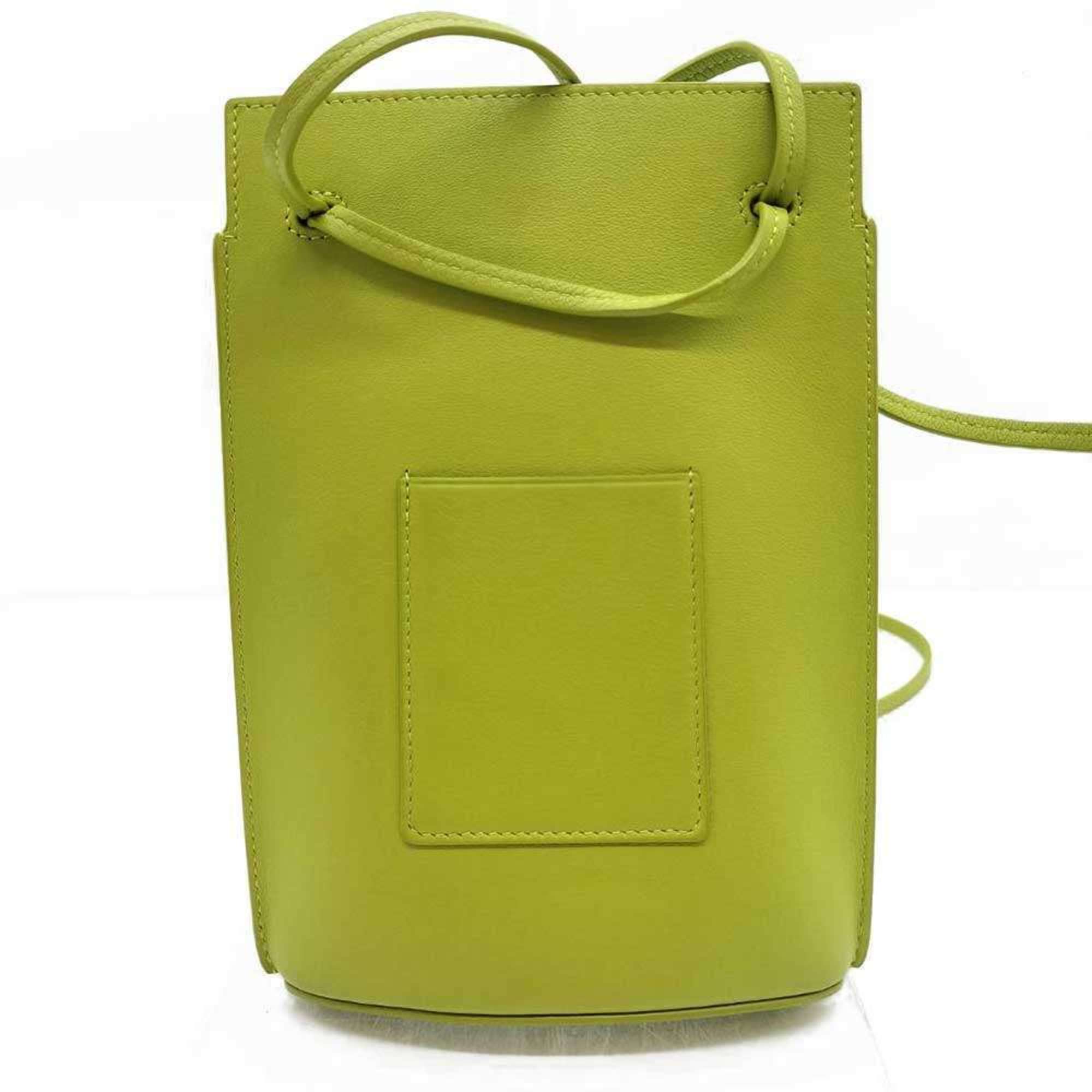 Loewe Green Leather Shoulder Bag (Pre-Owned)