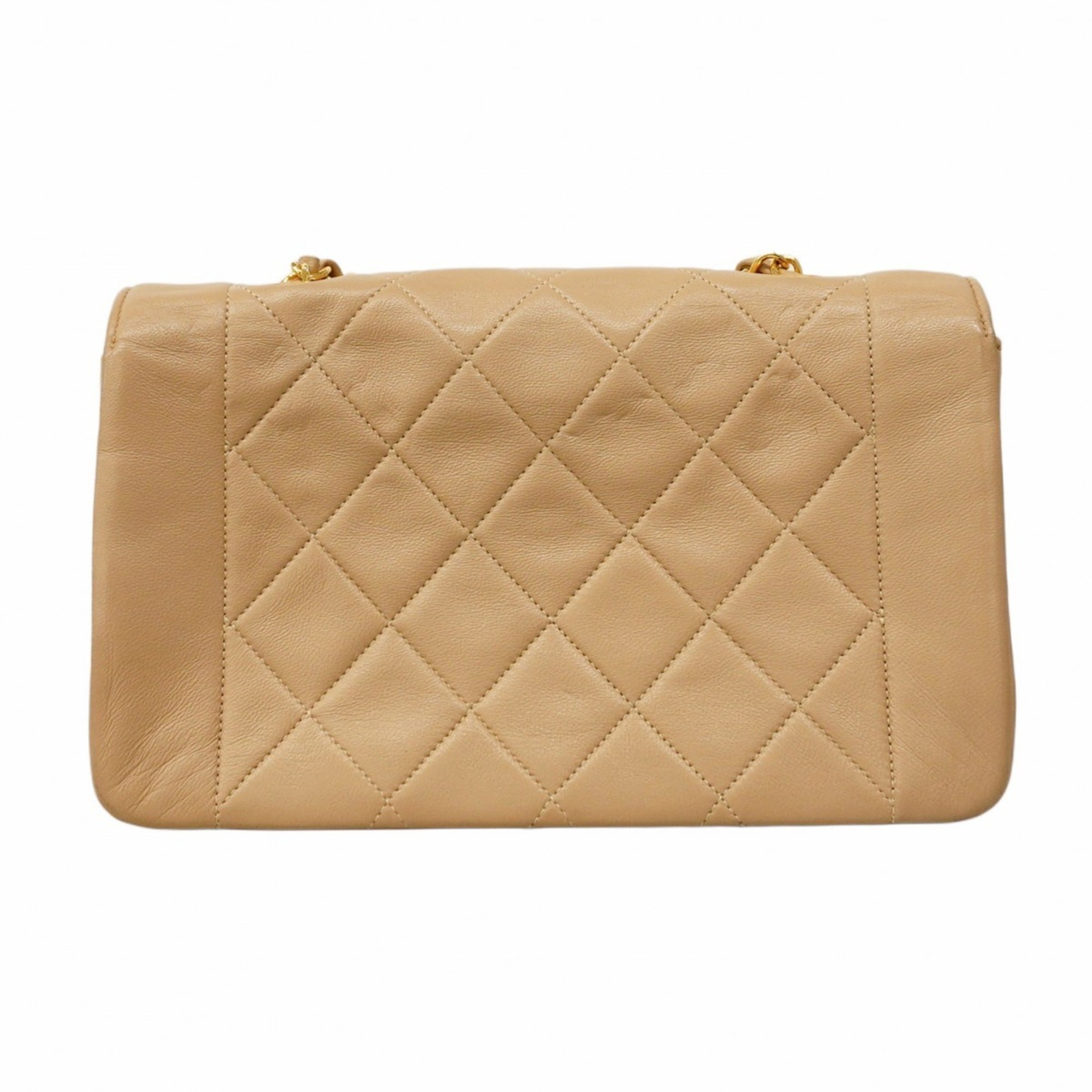Chanel Beige Leather Shoulder Bag (Pre-Owned)