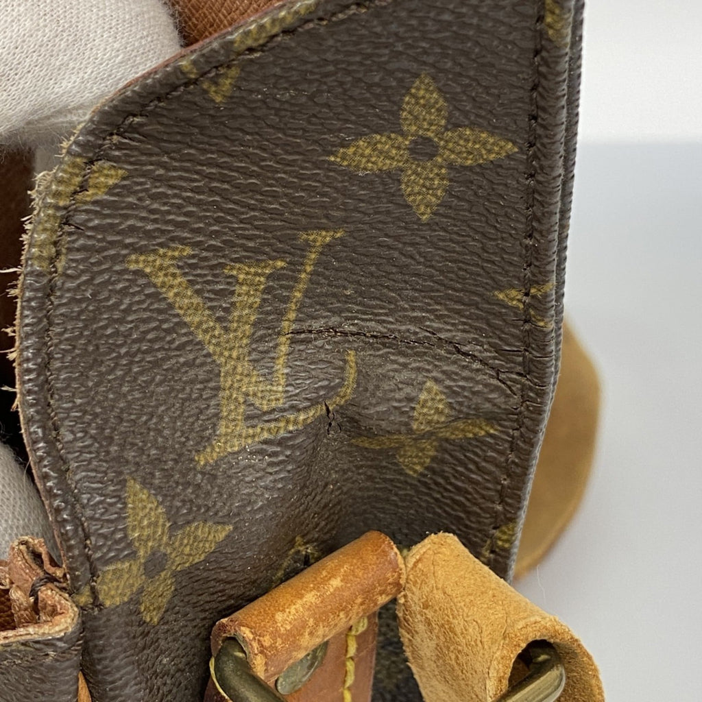 Louis Vuitton Brown Shoulder Bag (Pre-Owned)