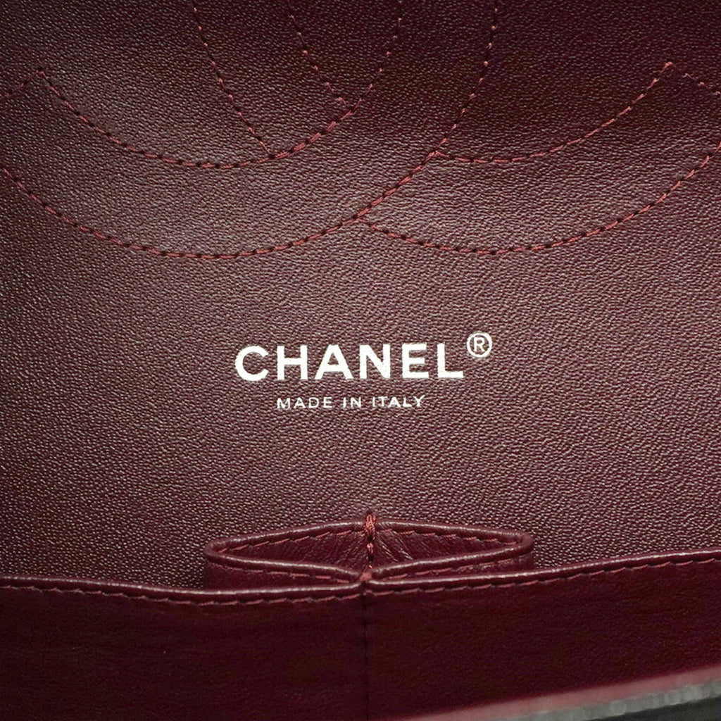Chanel Black Grained Calfskin Shoulder Bag (Pre-Owned)