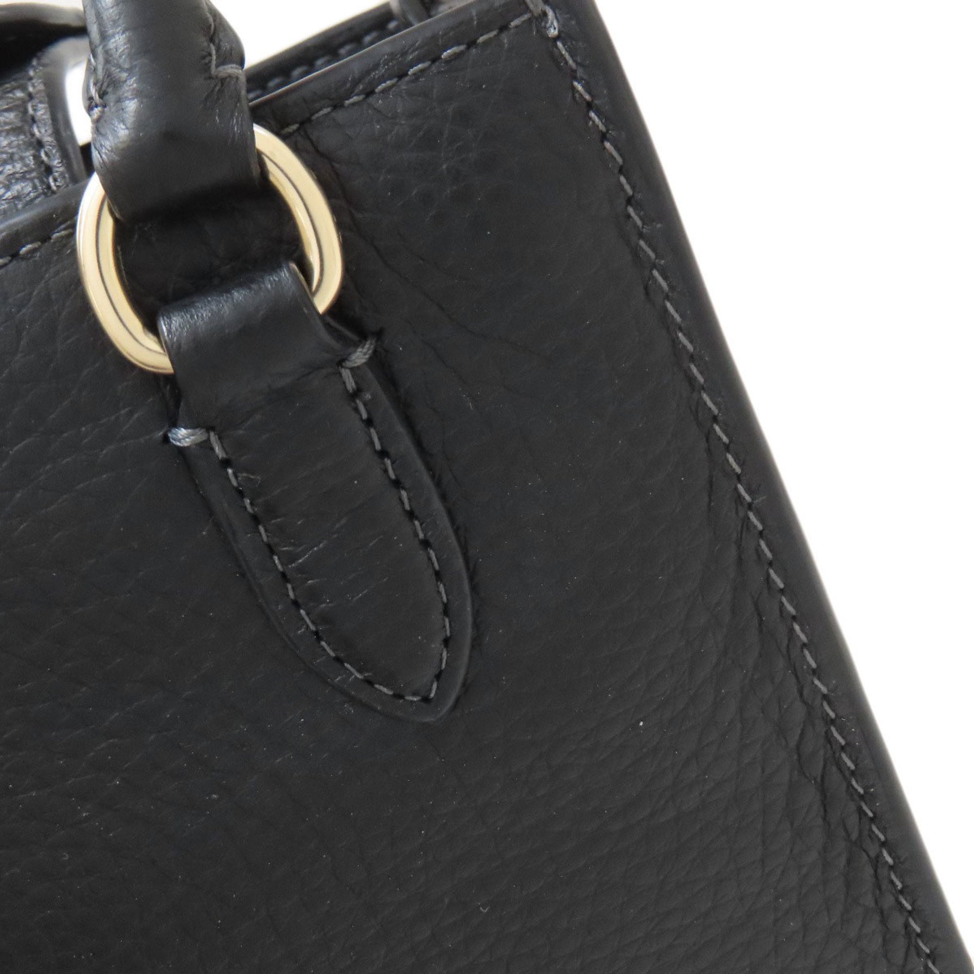 Coach Black Leather Handbag (Pre-Owned)