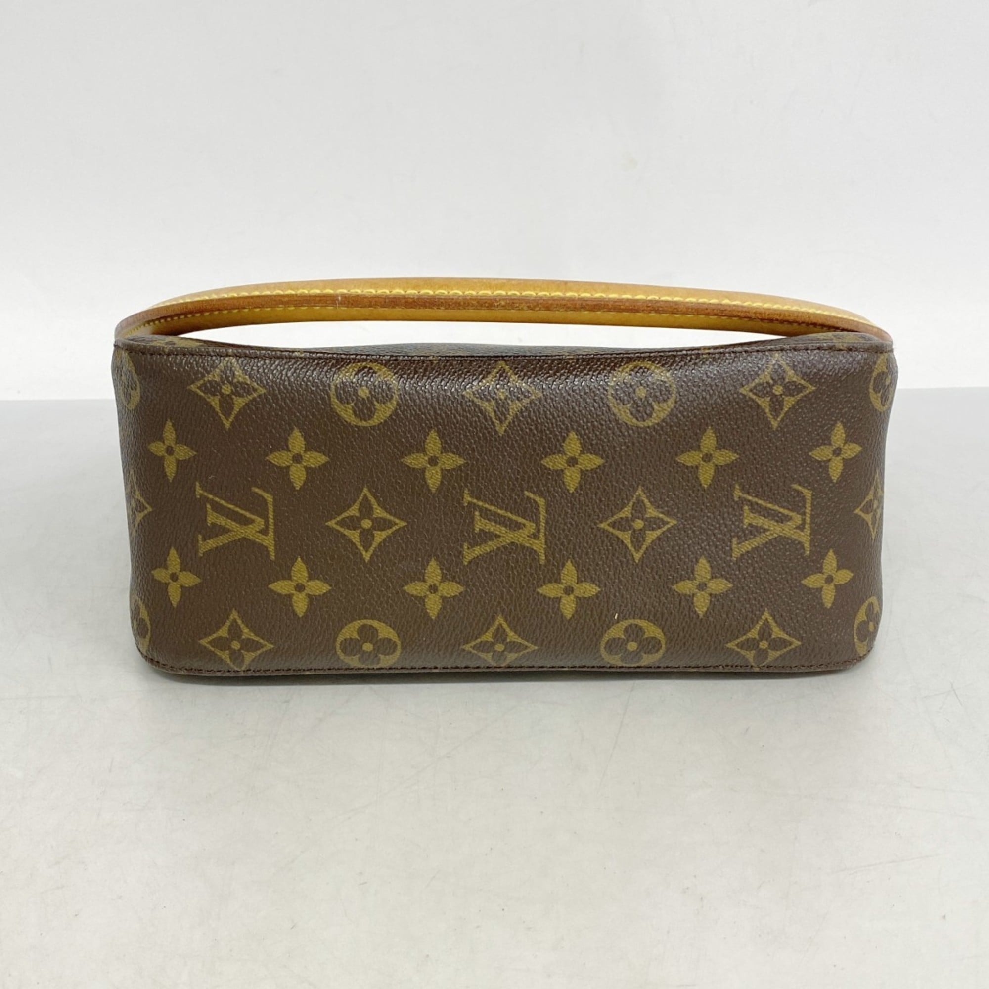 Louis Vuitton Brown Shoulder Bag (Pre-Owned)