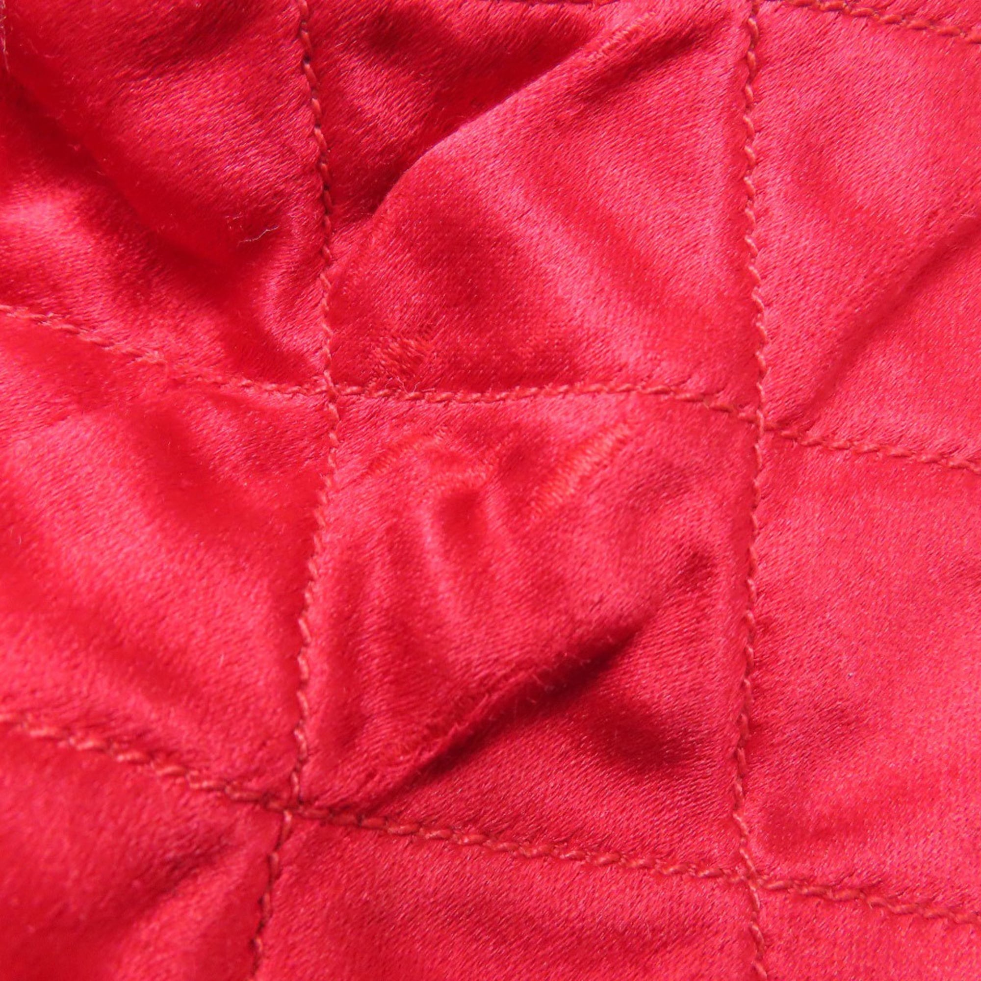 Chanel Red Color Satin Shoulder Bag (Pre-Owned)