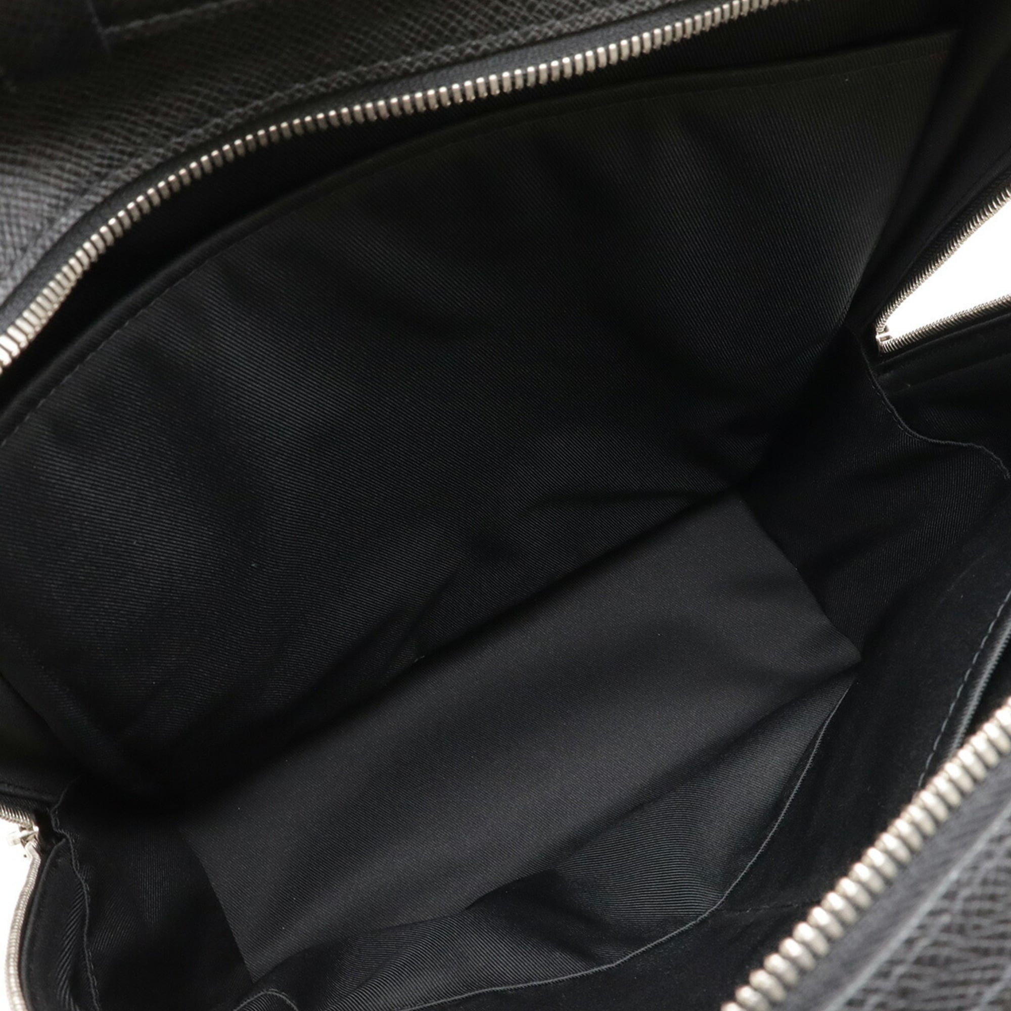 Louis Vuitton Taiga Ardoise Taiga Leather Backpack (Pre-Owned)