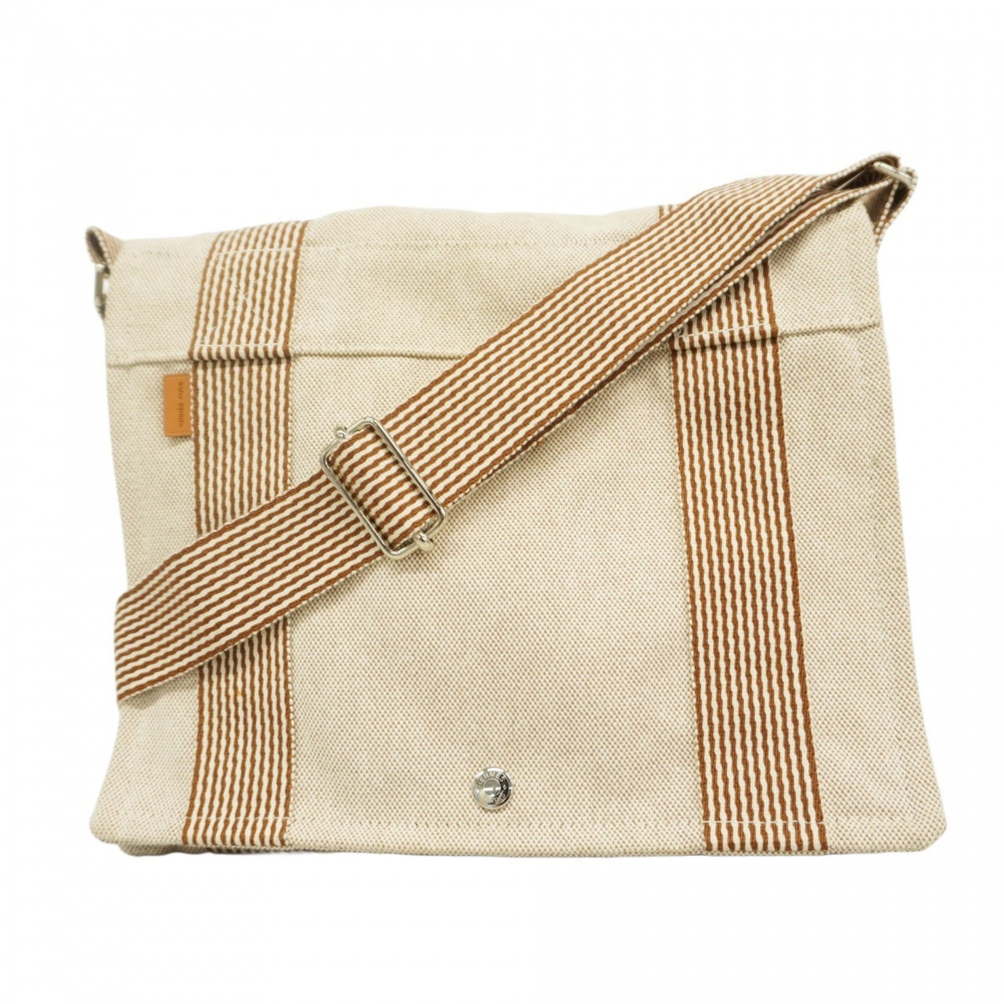 Hermes Ivory Canvas Shoulder Bag (Pre-Owned)