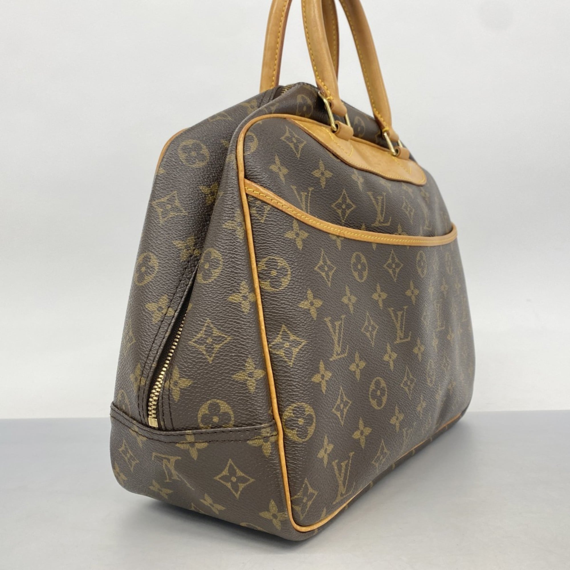 Louis Vuitton Brown Handbag (Pre-Owned)
