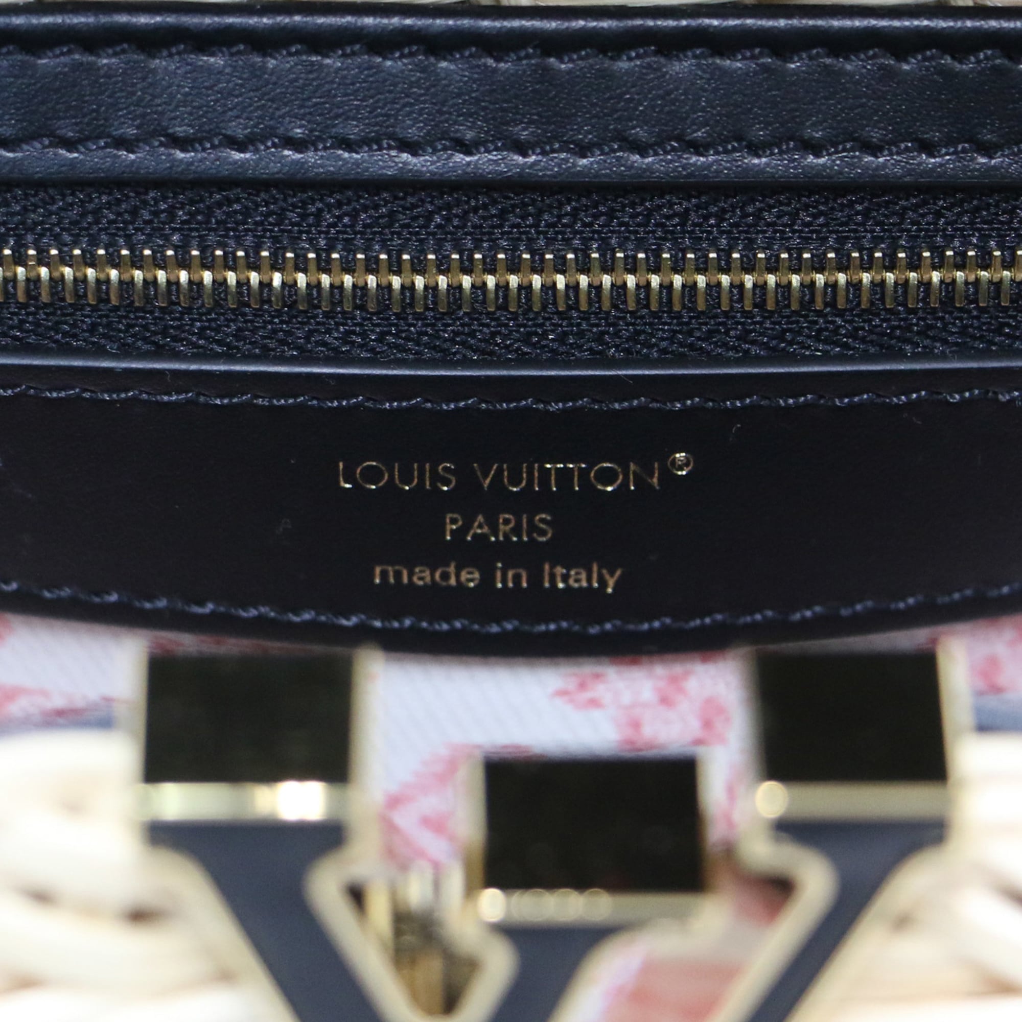 Louis Vuitton Black Natural Leather Handbag (Pre-Owned)