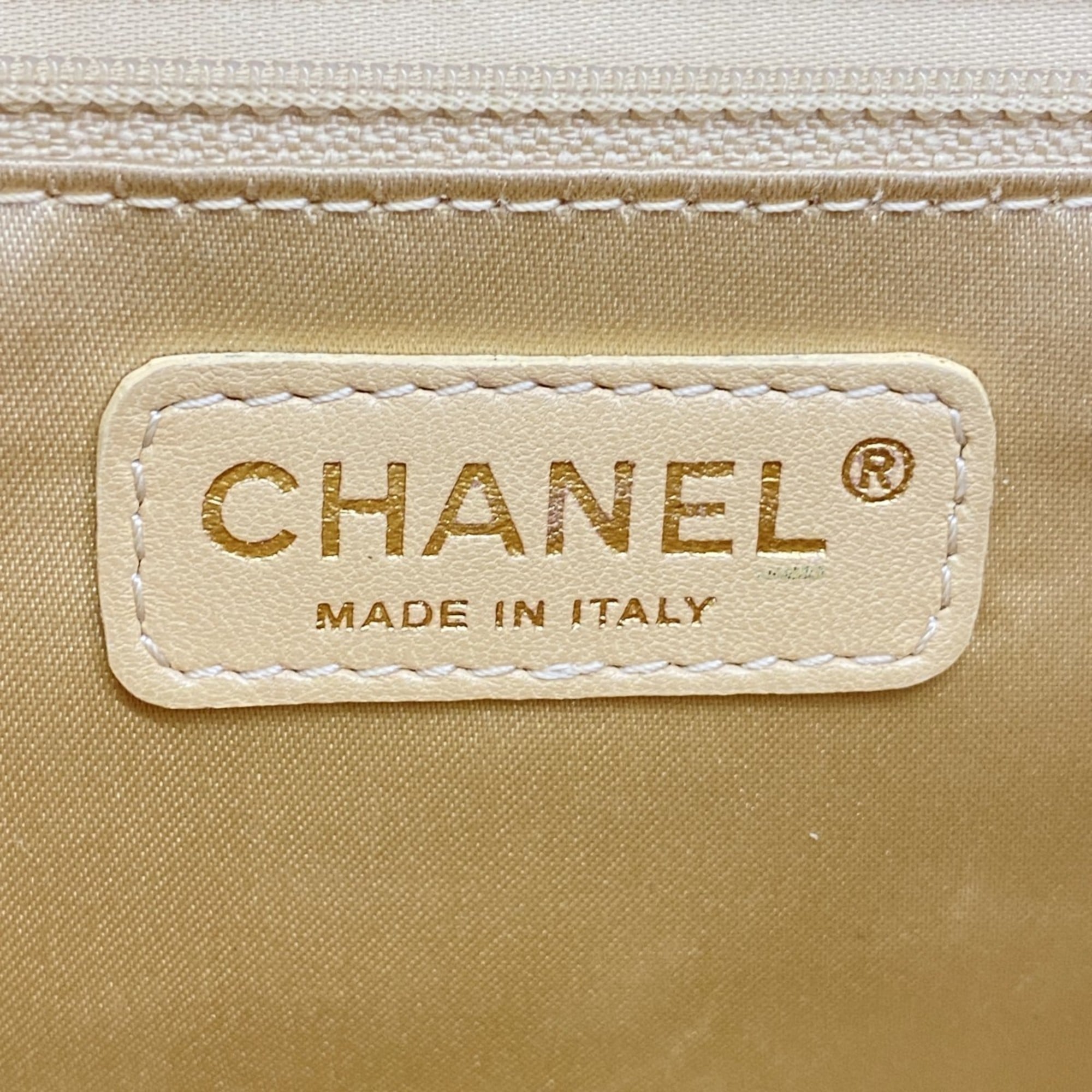 Chanel Champagne Champagne Gold Leather Vinyl Shoulder Bag (Pre-Owned)