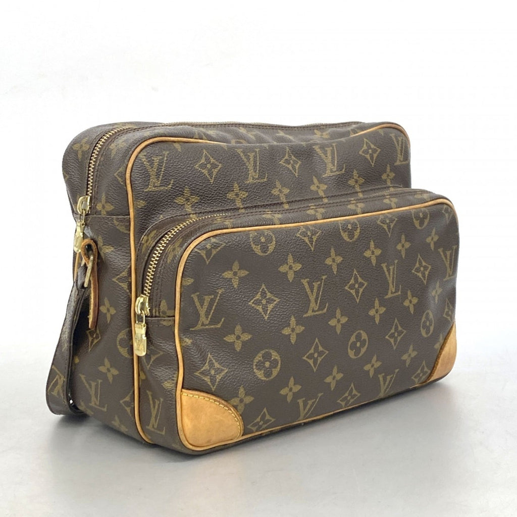 Louis Vuitton Brown Shoulder Bag (Pre-Owned)