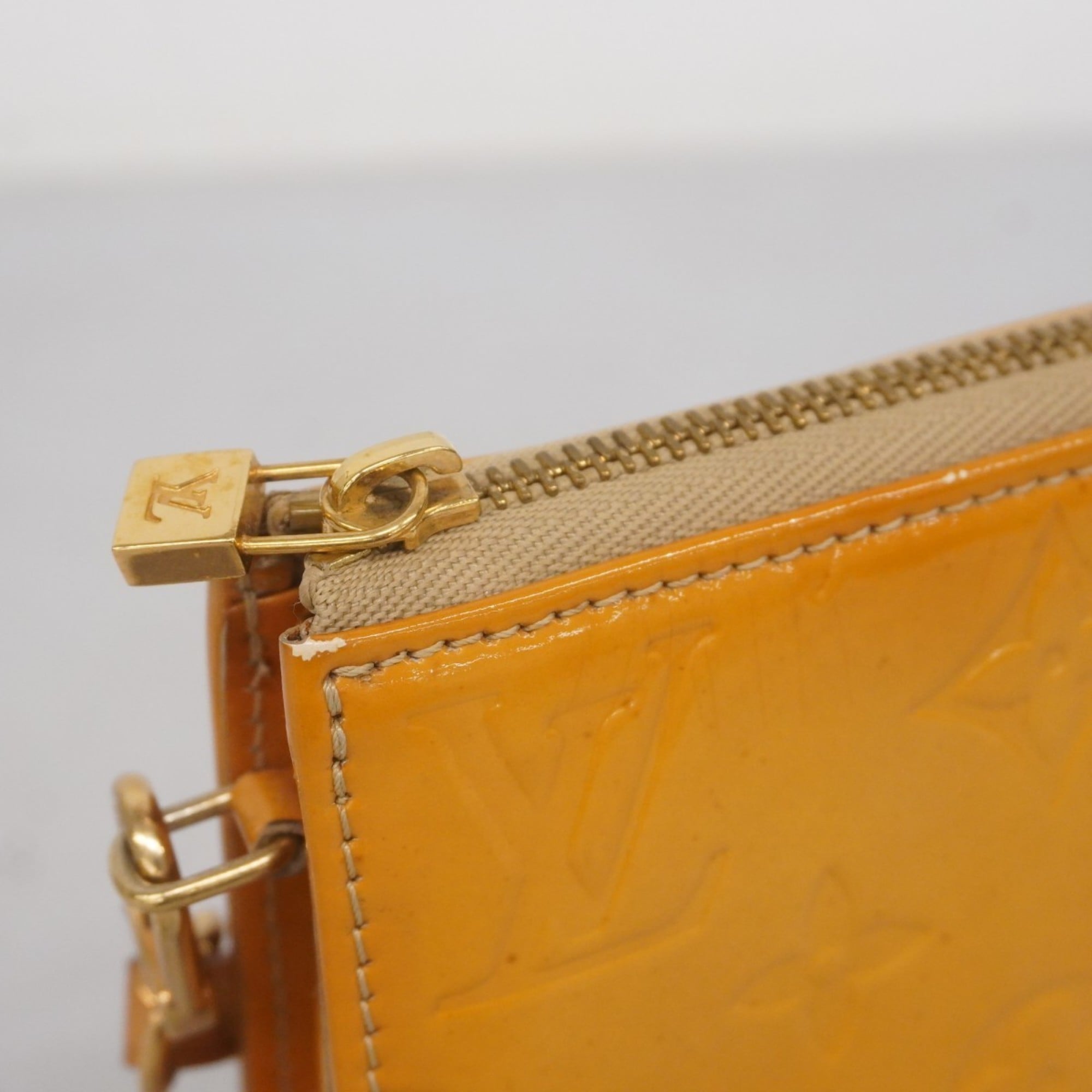 Louis Vuitton Beige Pouch (Pre-Owned)