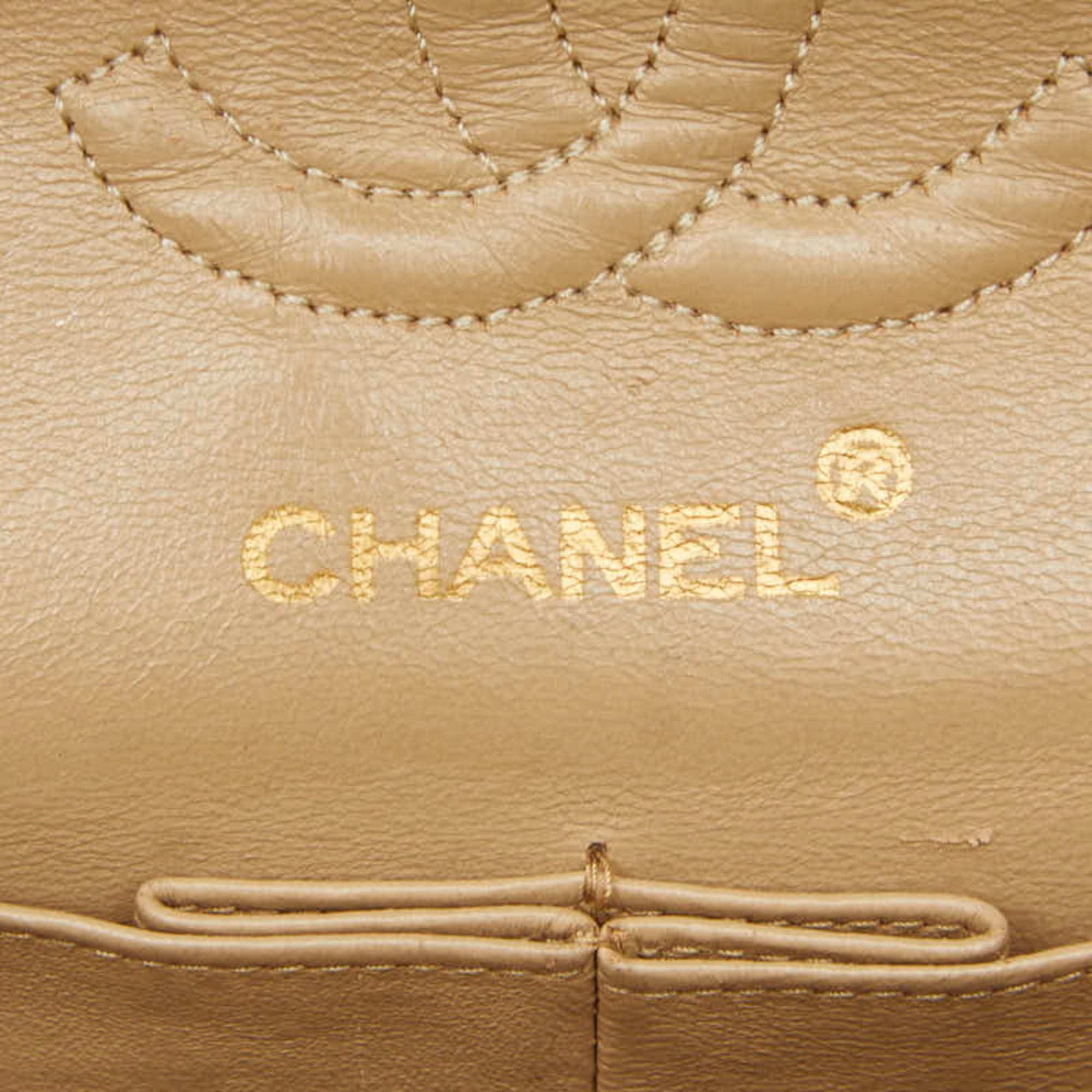 Chanel Beige Leather Shoulder Bag (Pre-Owned)