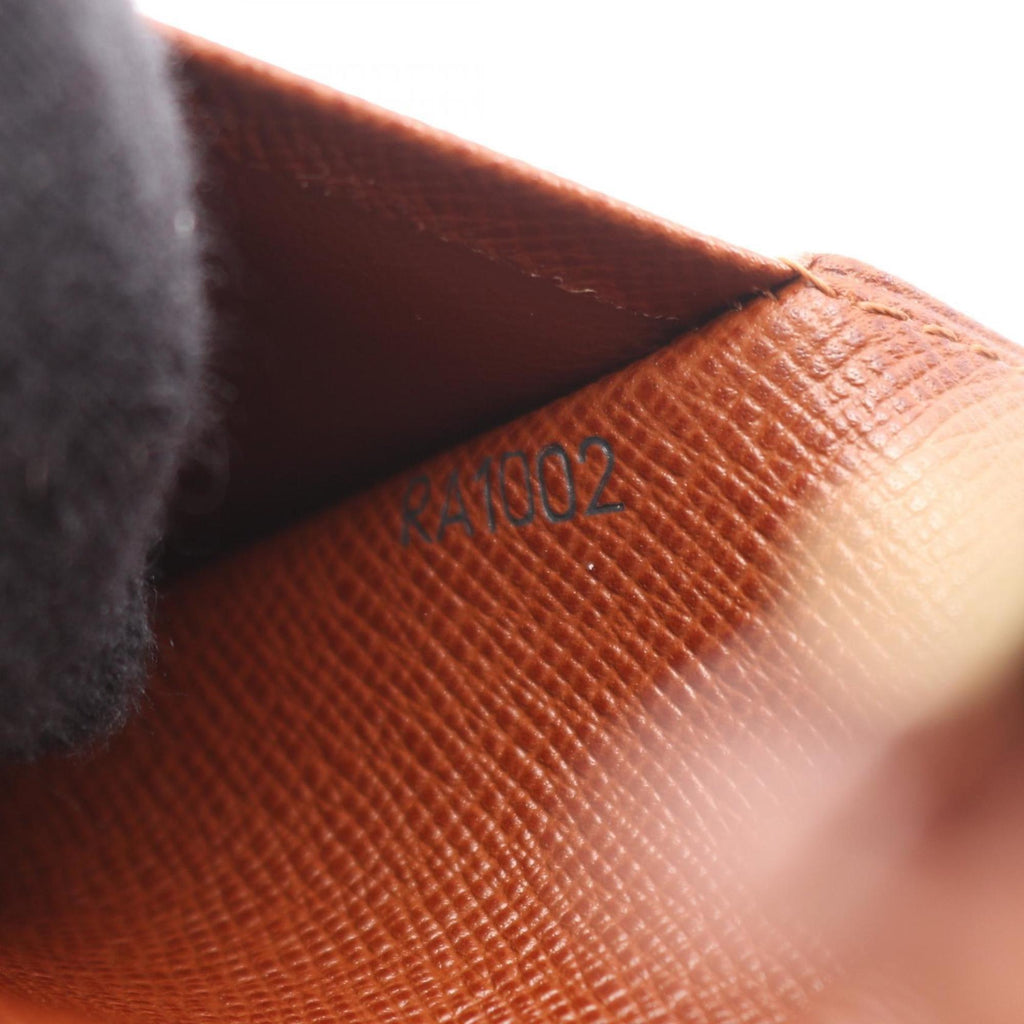Louis Vuitton Brown Monogram Monogram Wallet (Bi-Fold) (Pre-Owned)