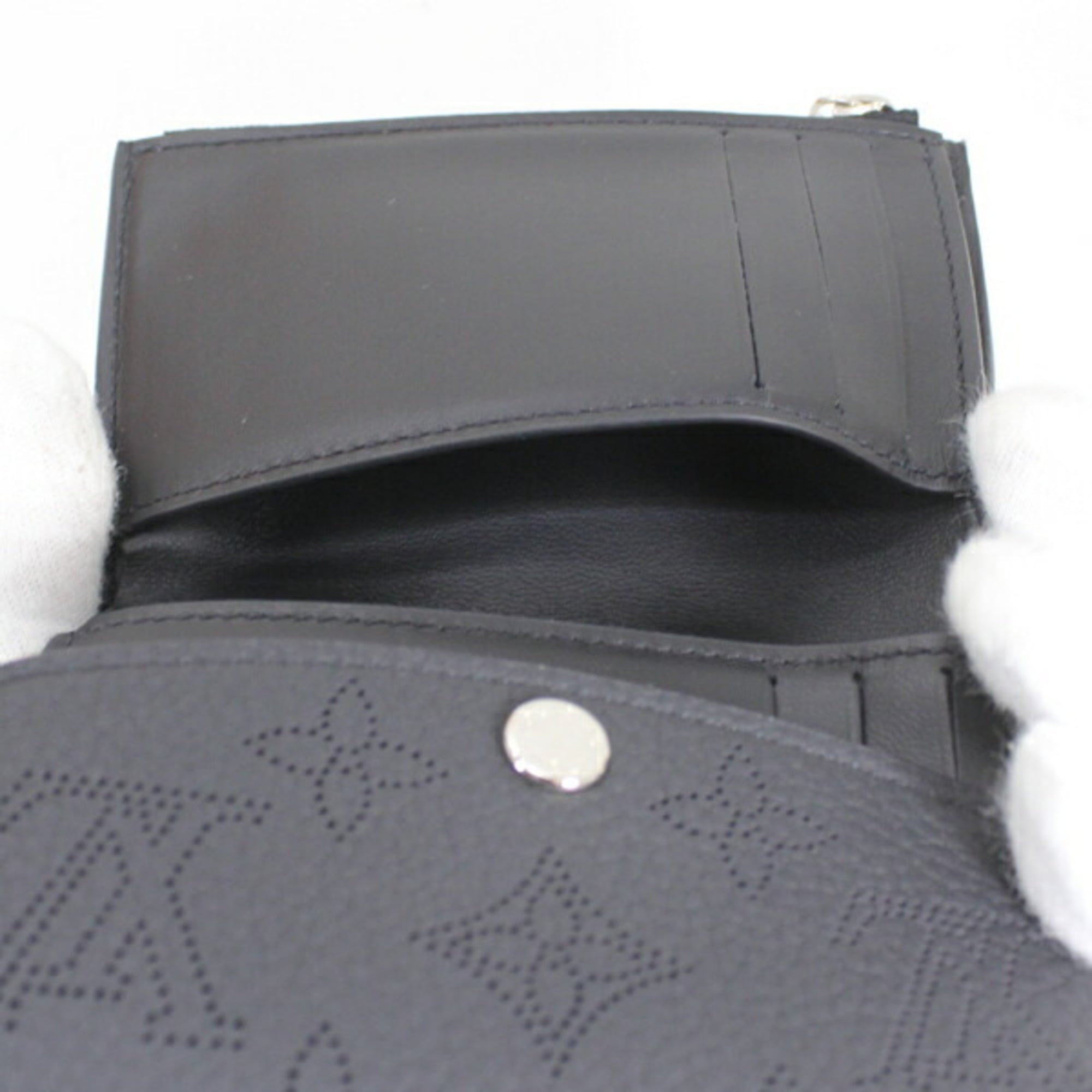 Louis Vuitton Black Mahina Leather Wallet (Tri-Fold) (Pre-Owned)
