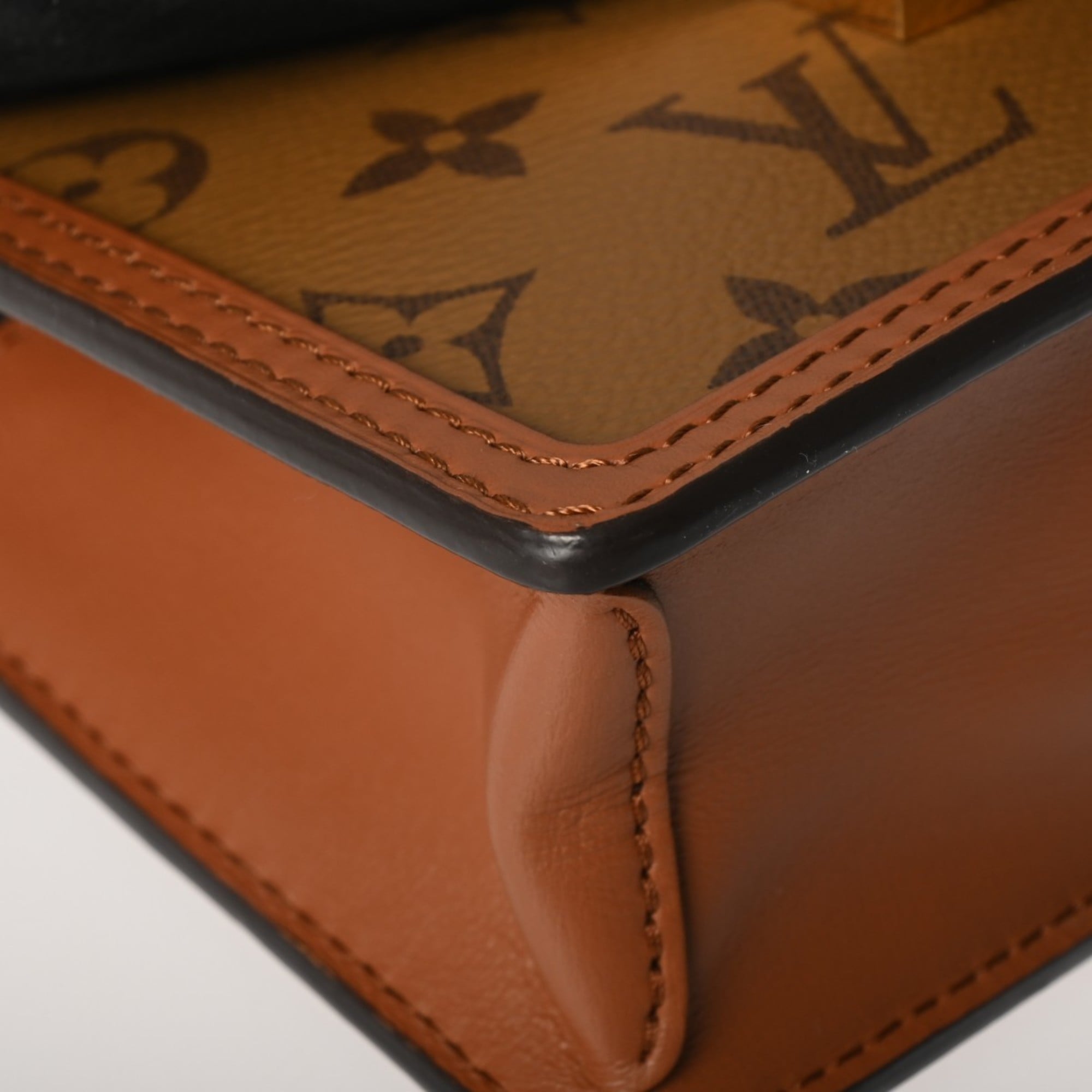 Louis Vuitton Brown Monogram Canvas Shoulder Bag (Pre-Owned)