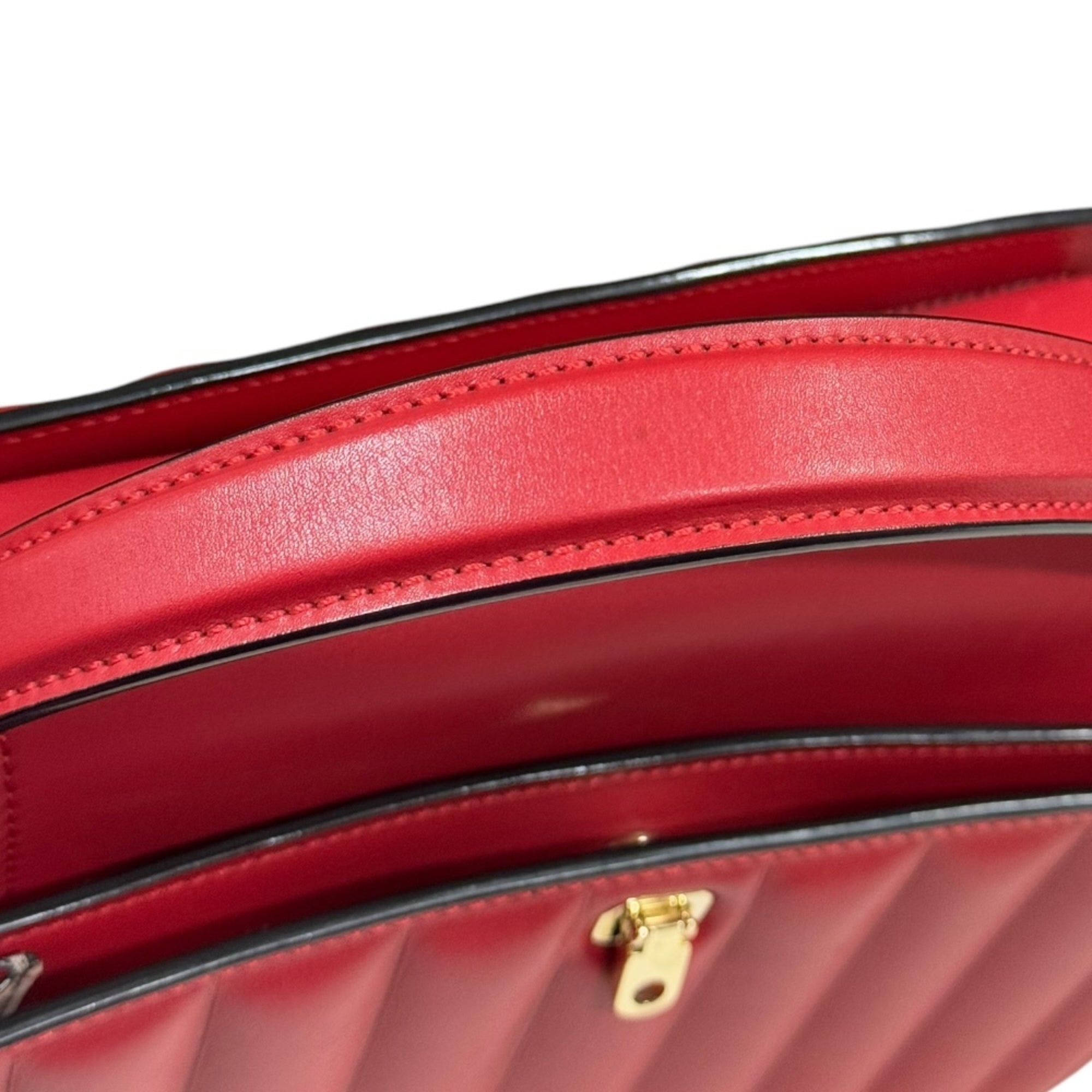 Valextra Red Color Leather Shoulder Bag (Pre-Owned)
