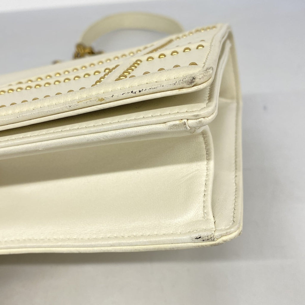 Christian Dior White Leather Shoulder Bag (Pre-Owned)