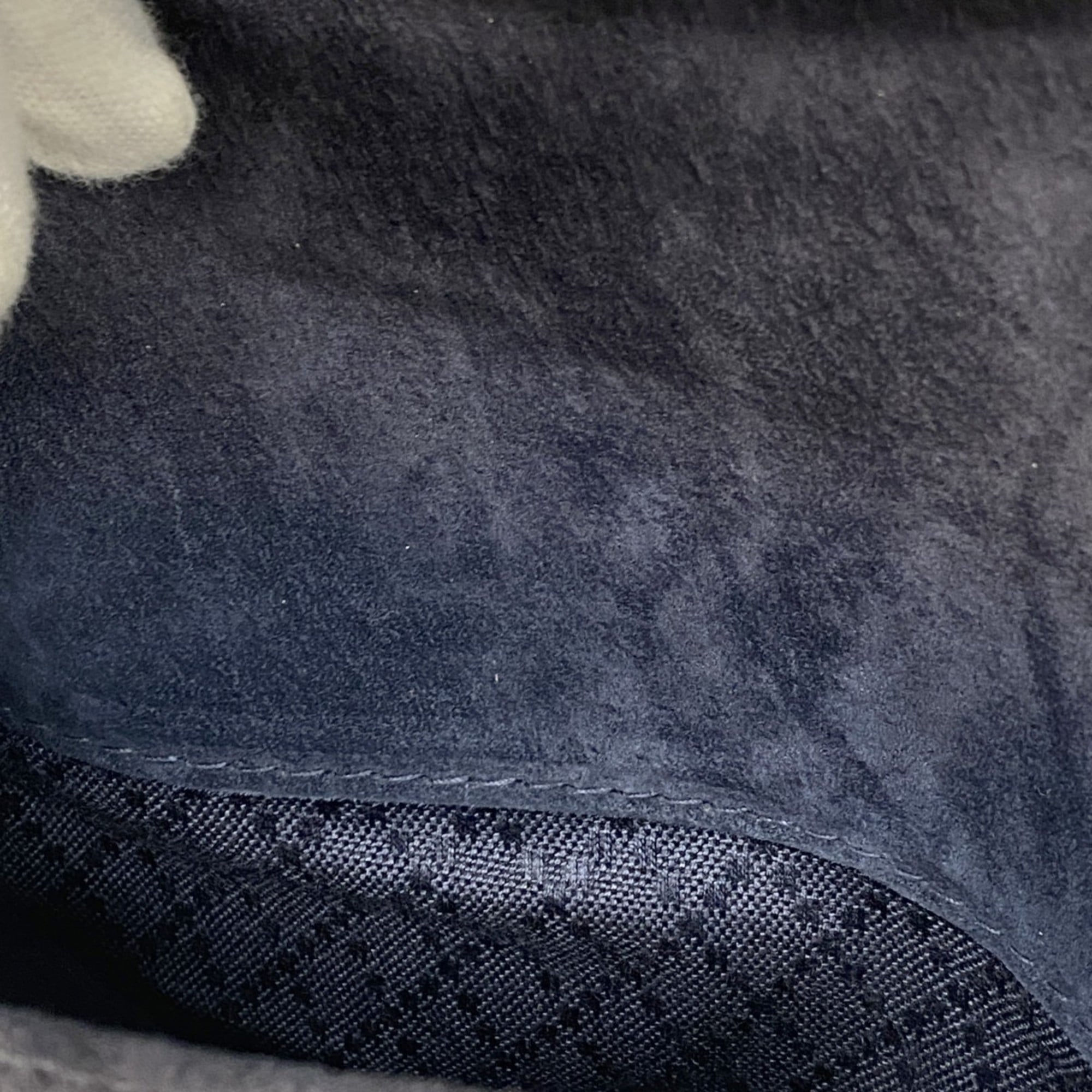 Gucci Navy Suede Handbag (Pre-Owned)