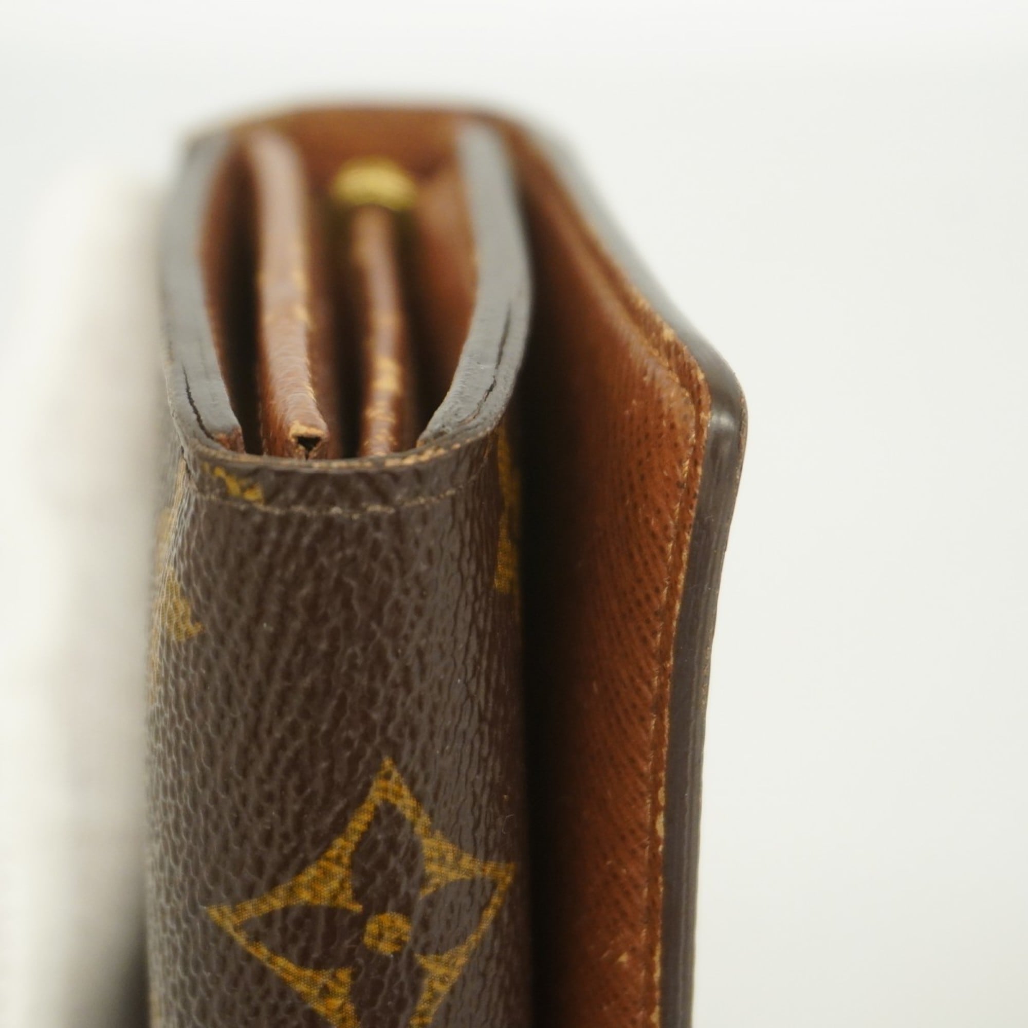 Louis Vuitton Brown Wallet (Bi-Fold) (Pre-Owned)