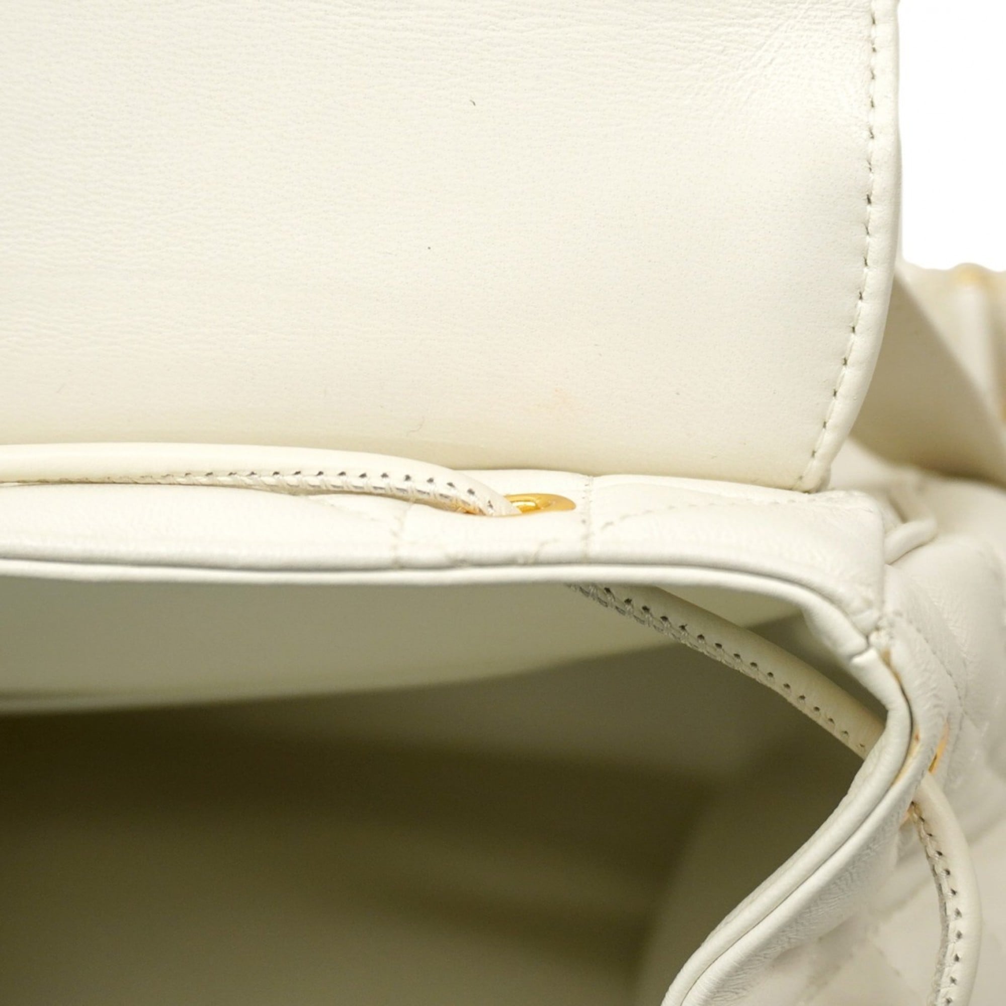 Christian Dior White Leather Backpack (Pre-Owned)