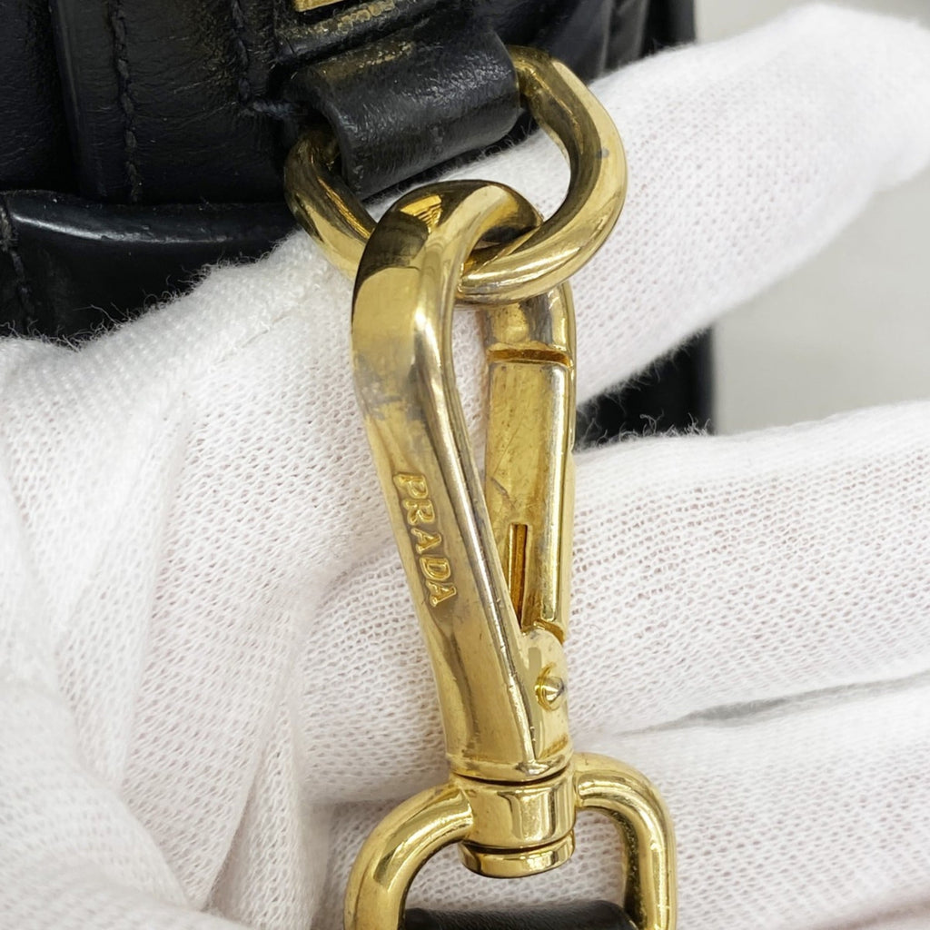 Prada Beige Black Leather Shoulder Bag (Pre-Owned)