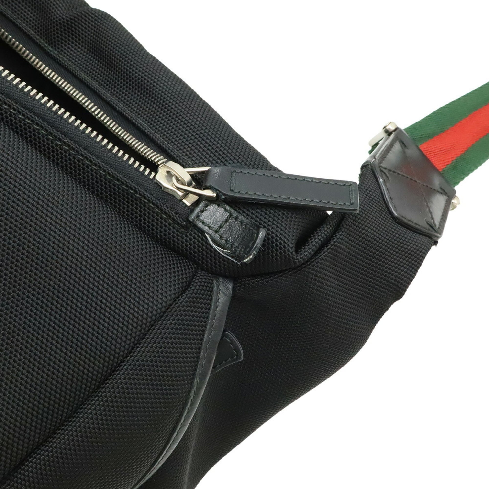 Gucci Black Green Red Color Nylon Canvas Leather Shoulder Bag Sling Bag (Pre-Owned)