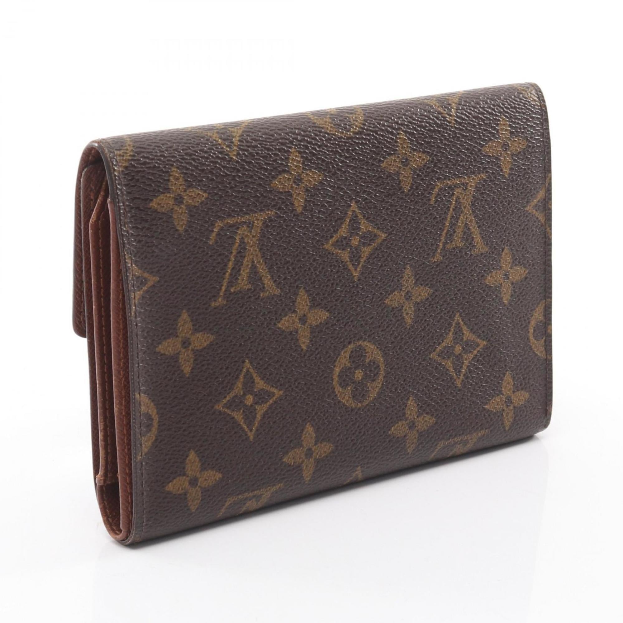 Louis Vuitton Brown Monogram Monogram Wallet (Tri-Fold) (Pre-Owned)