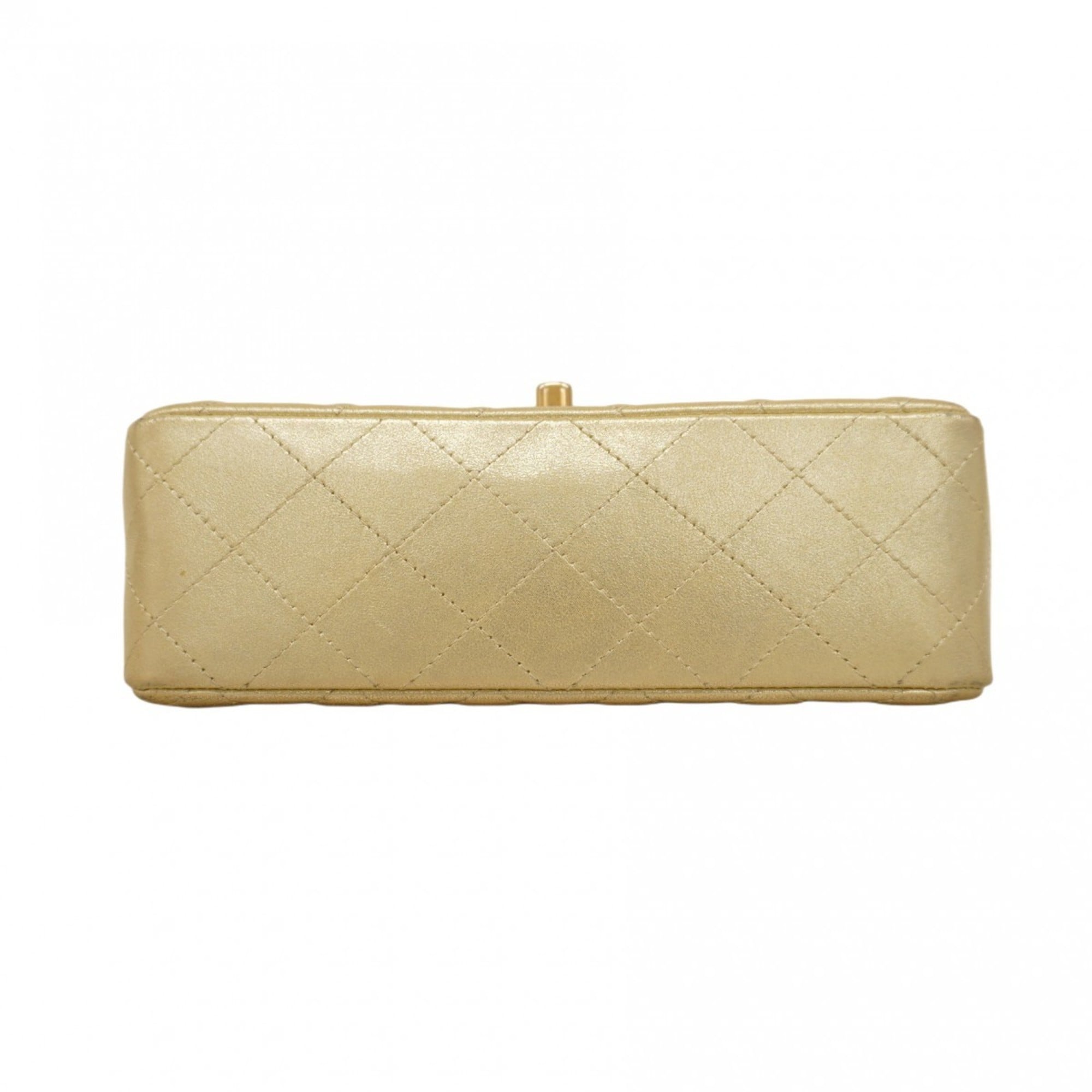 Chanel Gold Leather Shoulder Bag (Pre-Owned)