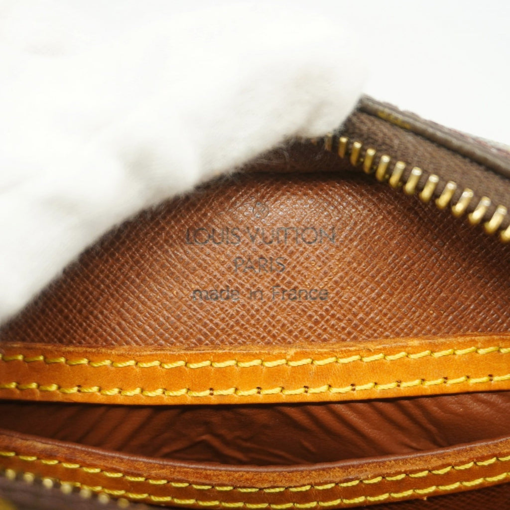 Louis Vuitton Brown Shoulder Bag (Pre-Owned)