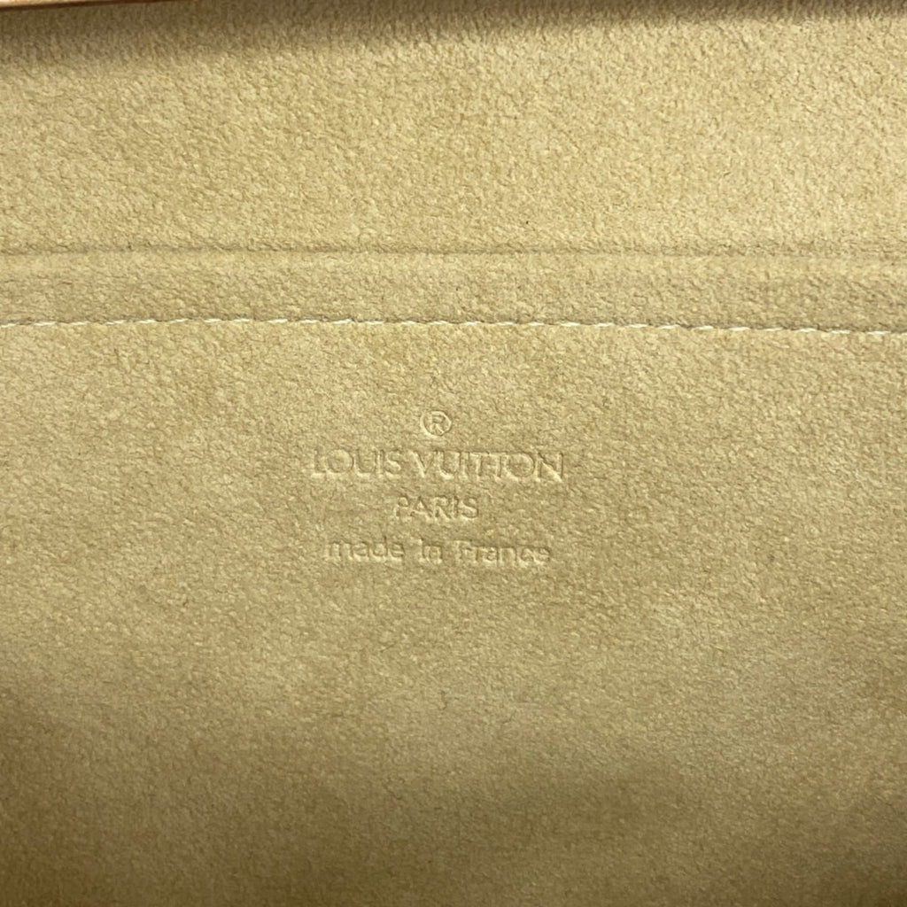 Louis Vuitton Brown Shoulder Bag (Pre-Owned)