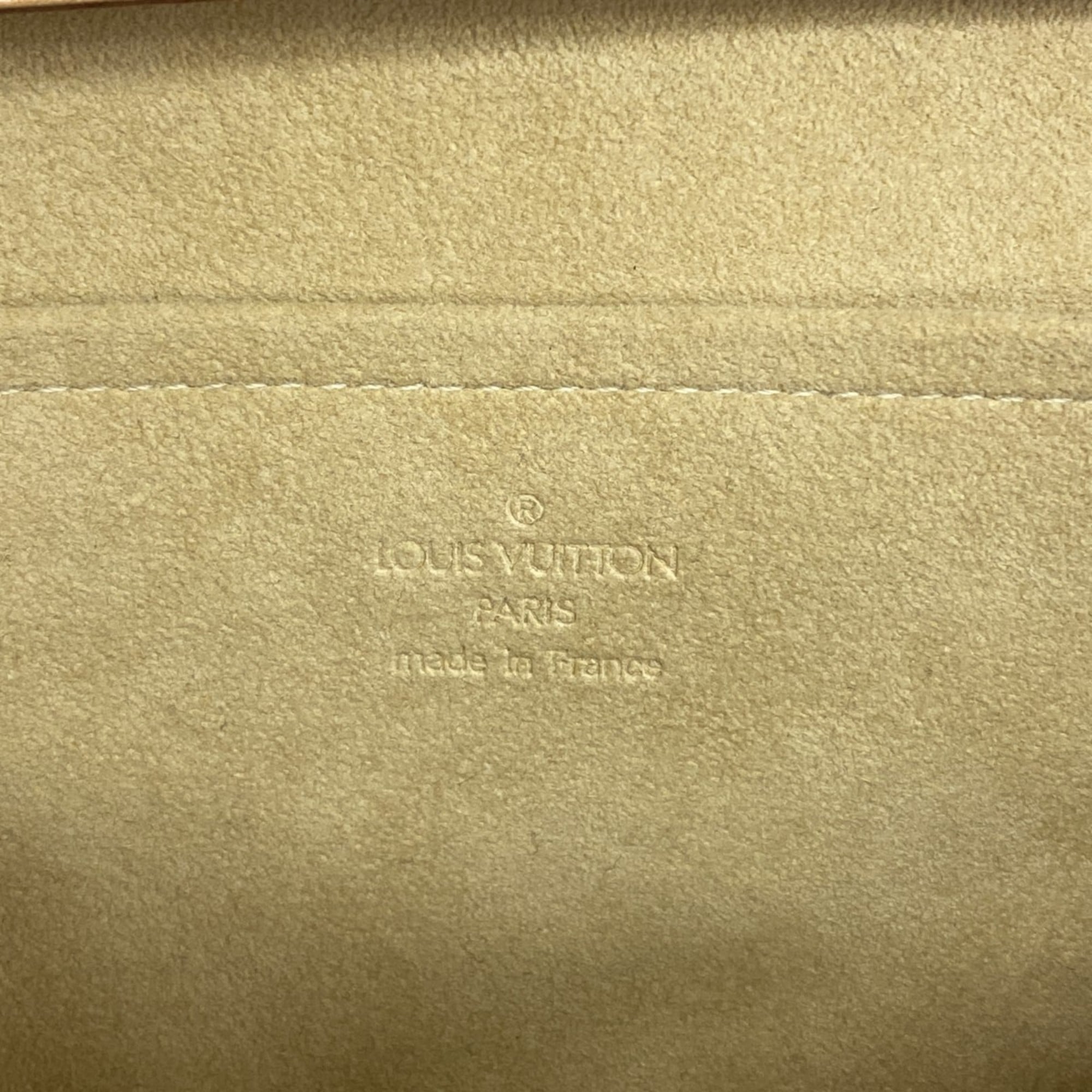 Louis Vuitton Brown Shoulder Bag (Pre-Owned)