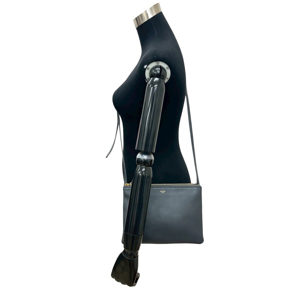 Celine Gray Leather Pochette Shoulder Bag (Pre-Owned)