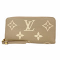 Louis Vuitton Cream Tourterelle Long Wallet (Bi-Fold) (Pre-Owned)