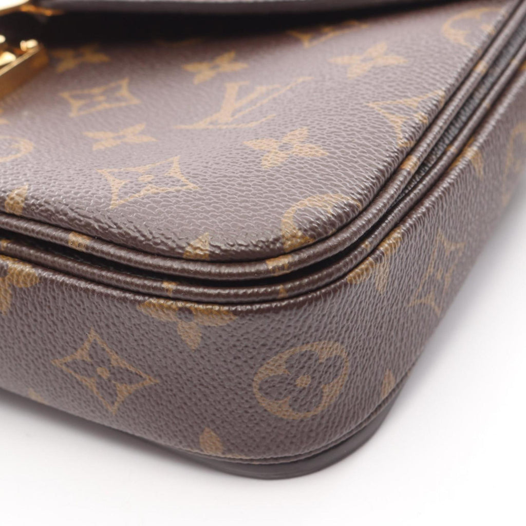 Louis Vuitton Brown Monogram Coated Canvas Leather Handbag Pochette (Pre-Owned)