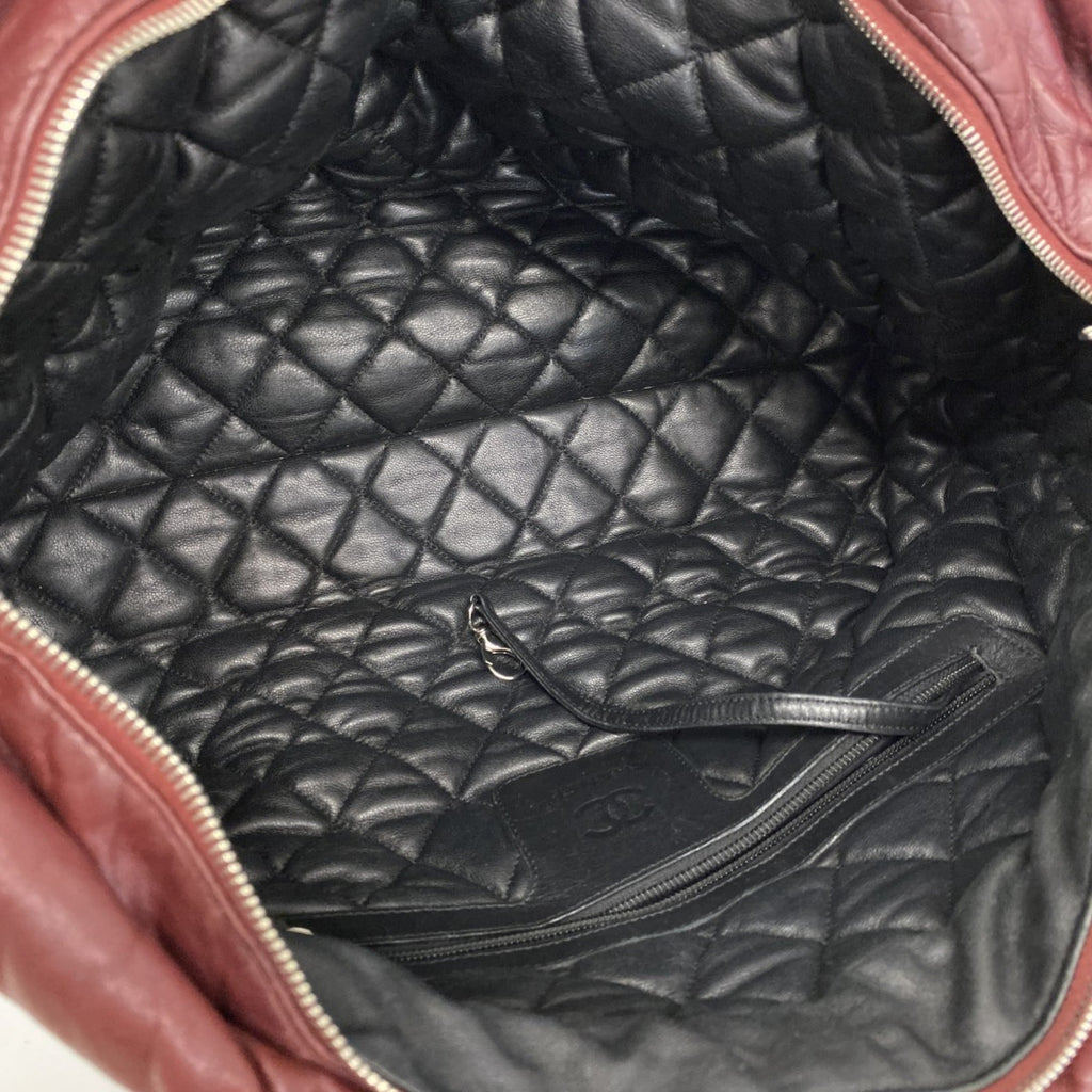 Chanel Bordeaux Leather Tote Bag (Pre-Owned)