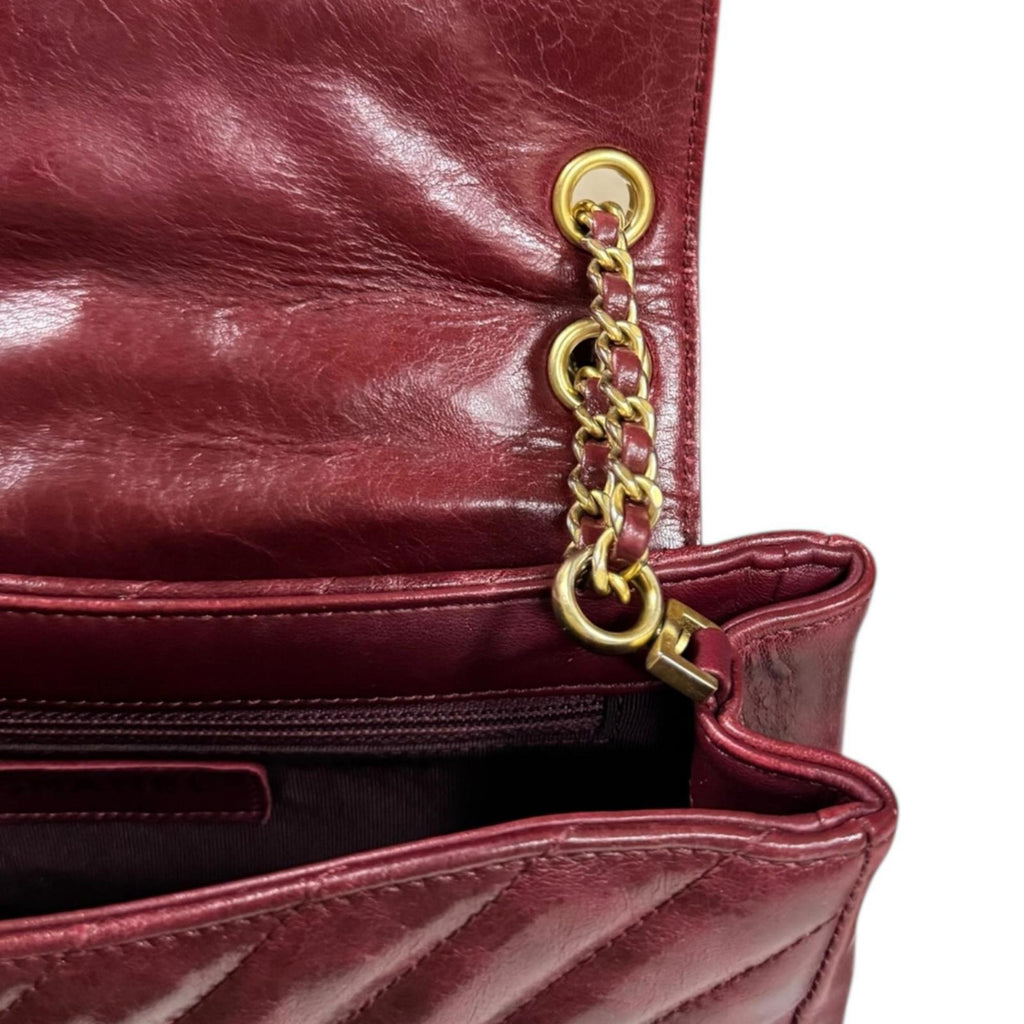 Chanel Red Color Leather Shoulder Bag (Pre-Owned)